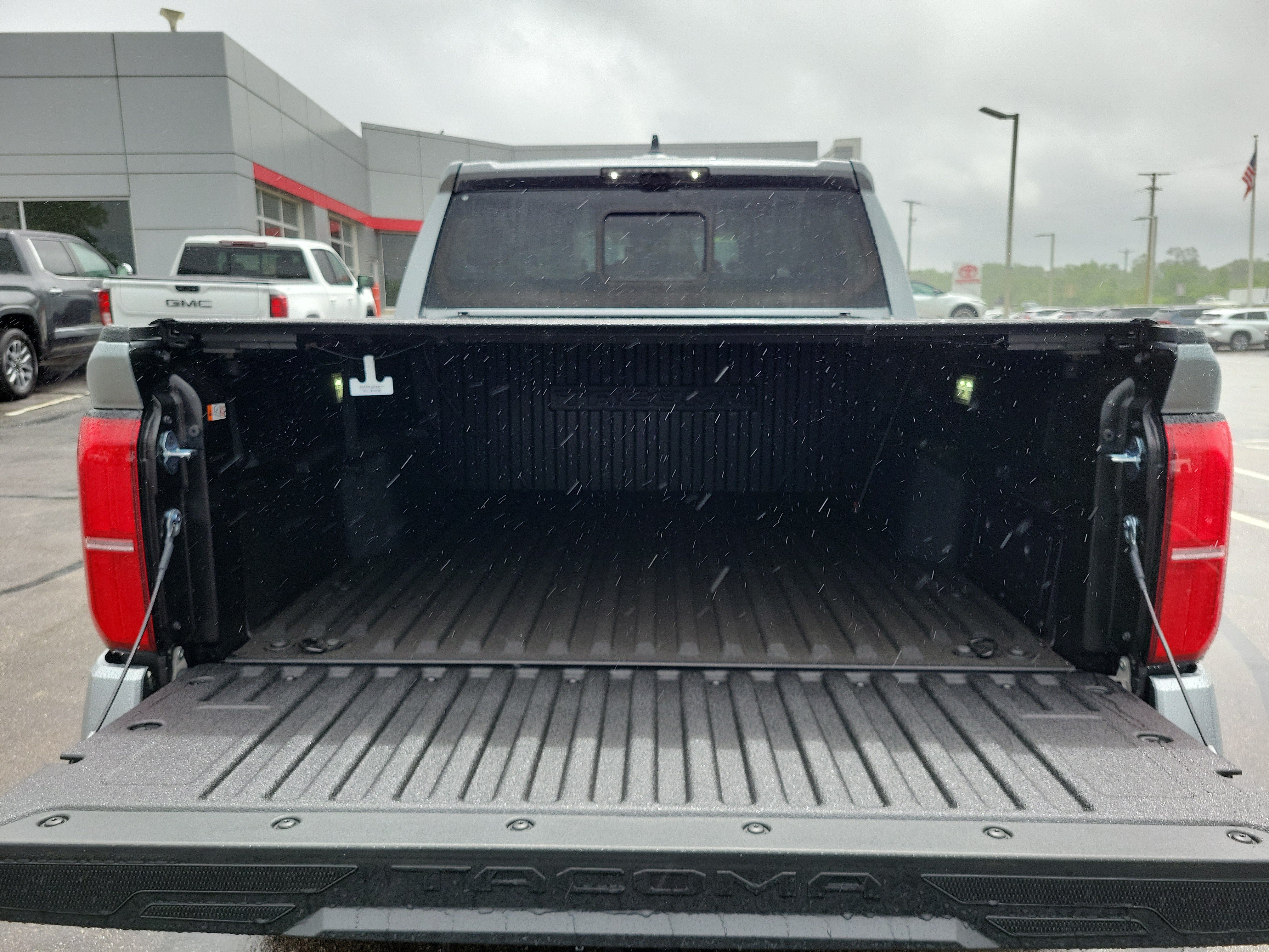 2026 Toyota Tacoma TRD Off Road - Photo 8