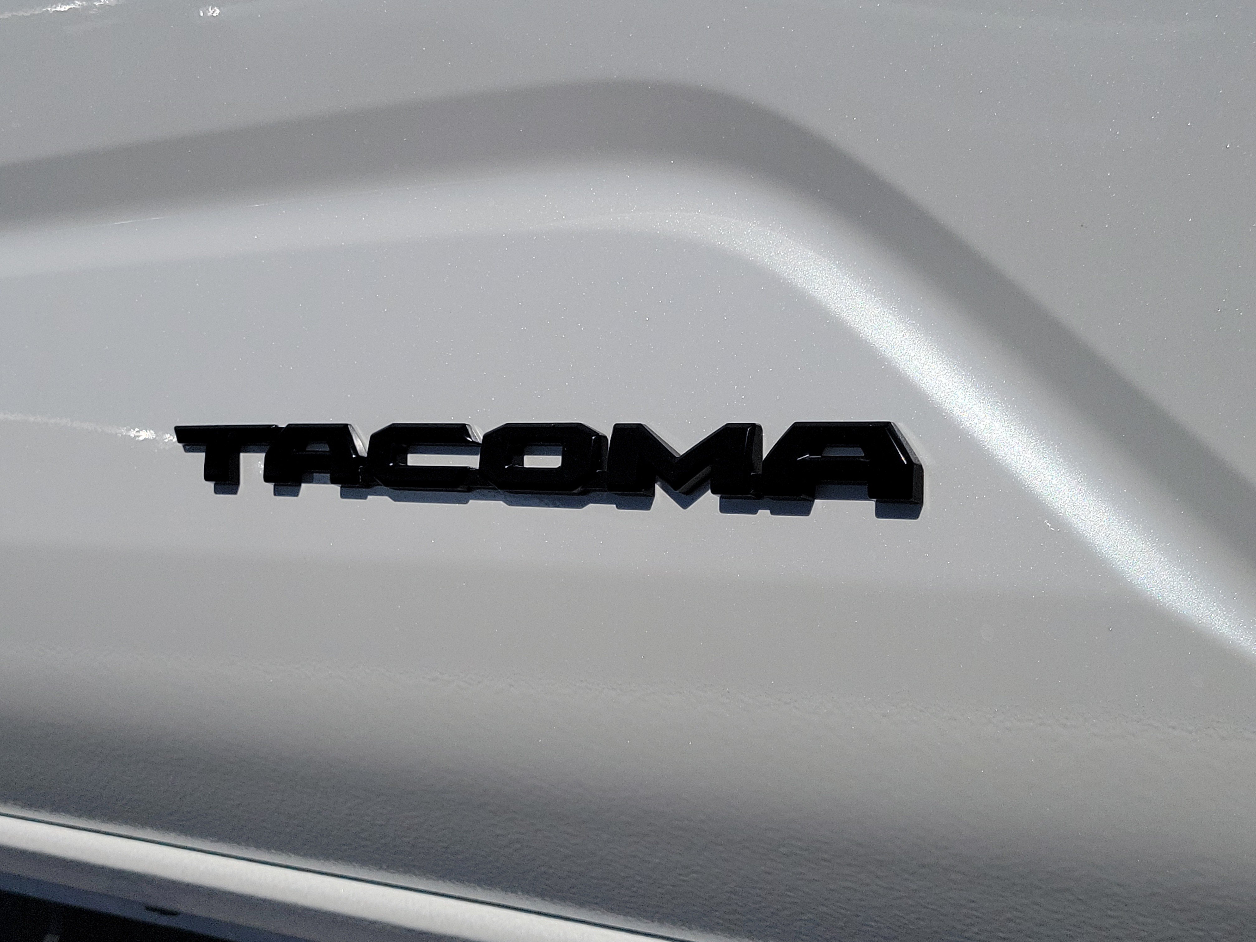 2026 Toyota Tacoma TRD Sport, photo 10 of 12