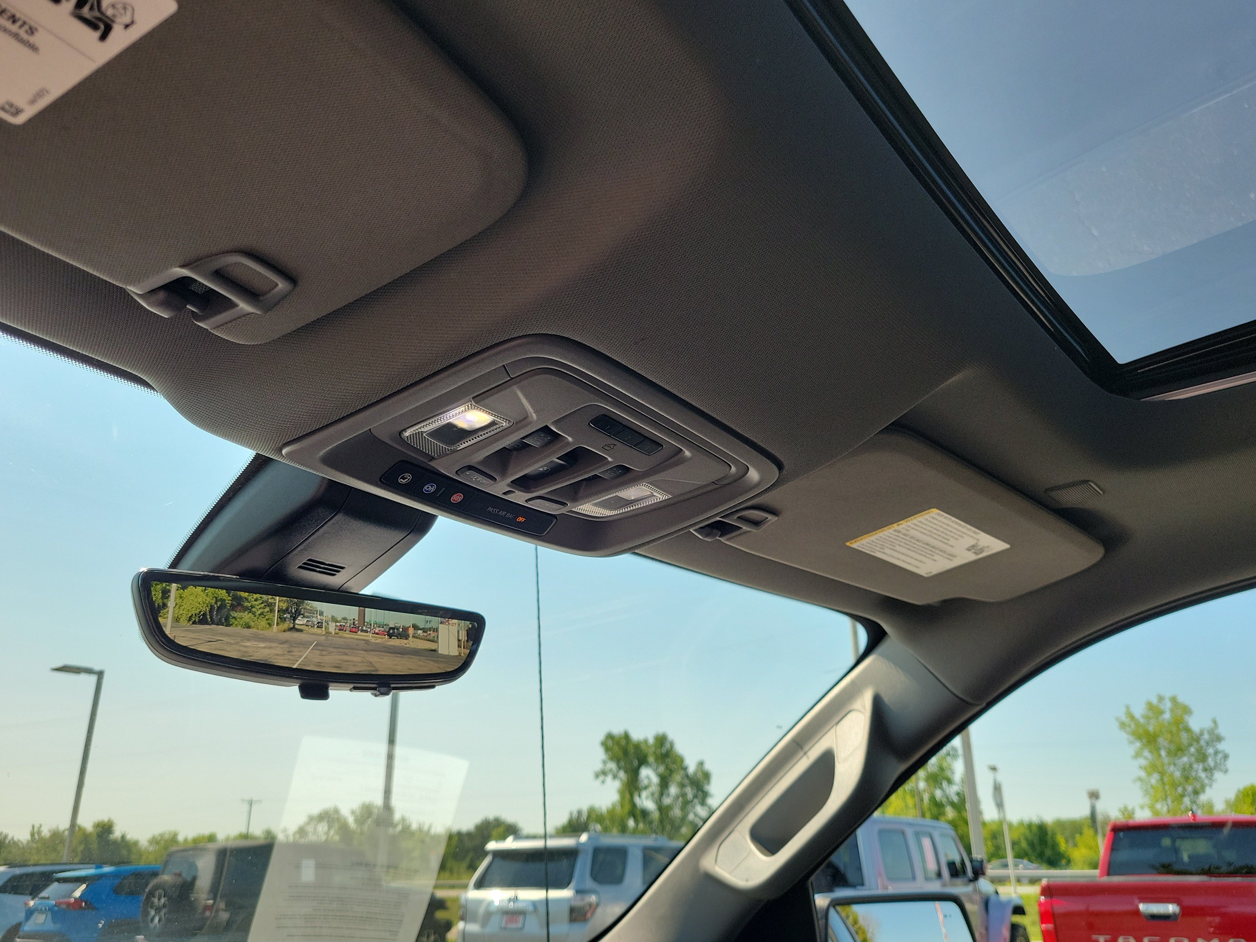 Used 2021 Pacific Blue Metallic GMC Denali image 30