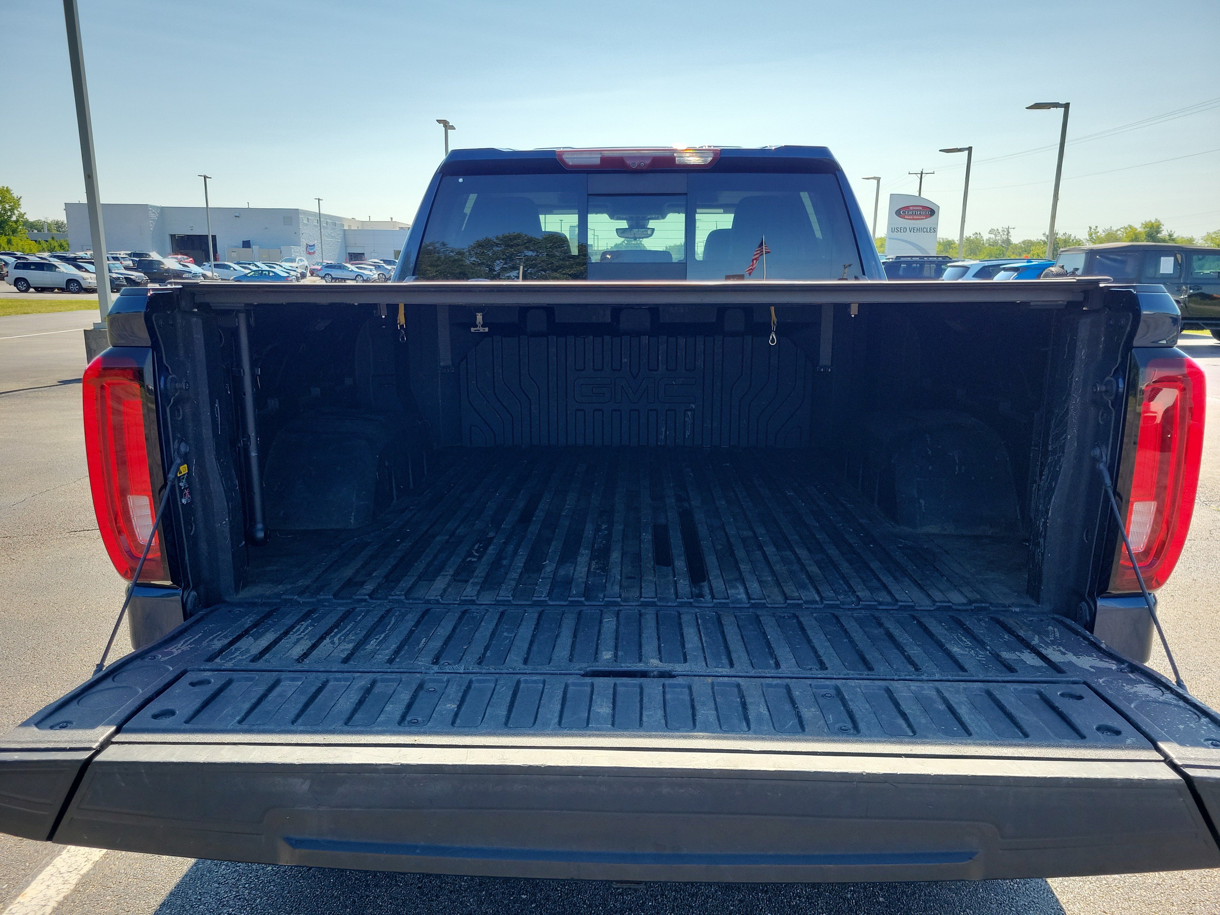 Used 2021 Pacific Blue Metallic GMC Denali image 8