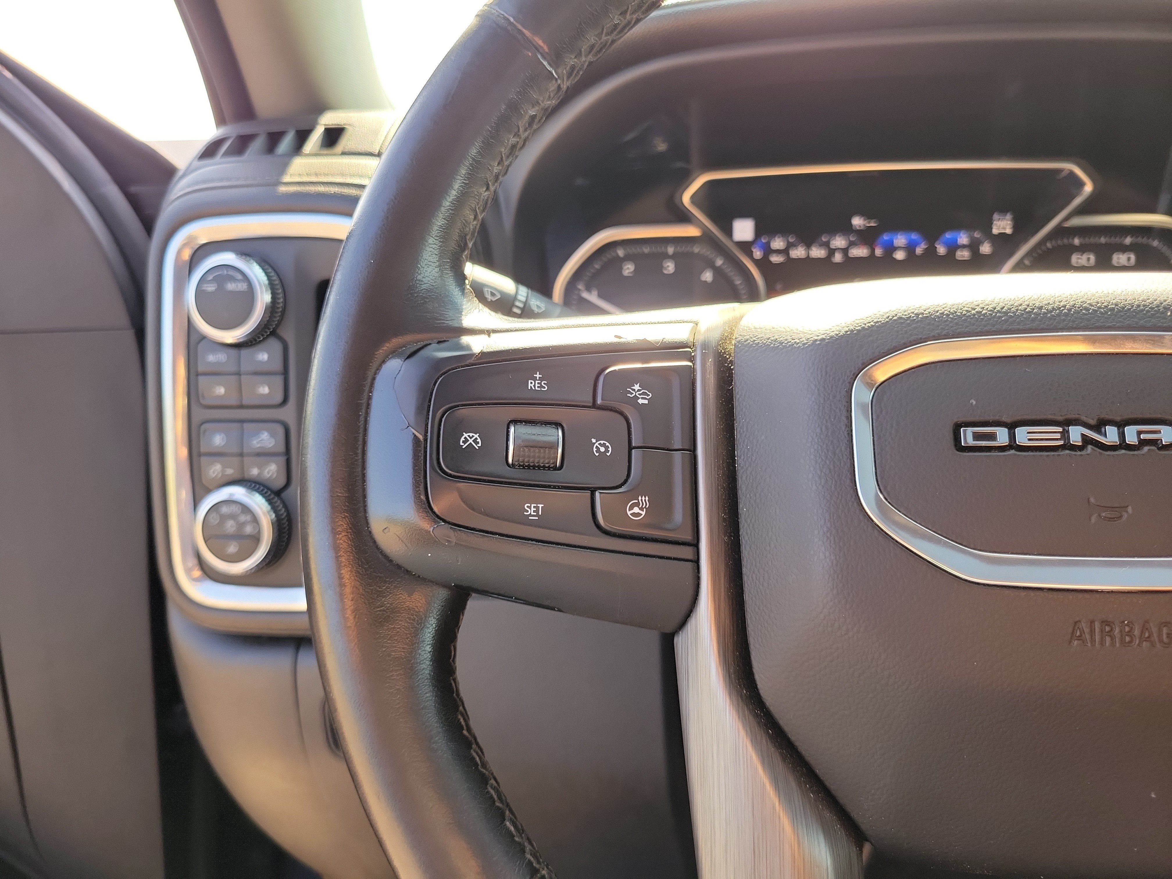 Used 2021 Pacific Blue Metallic GMC Denali image 22