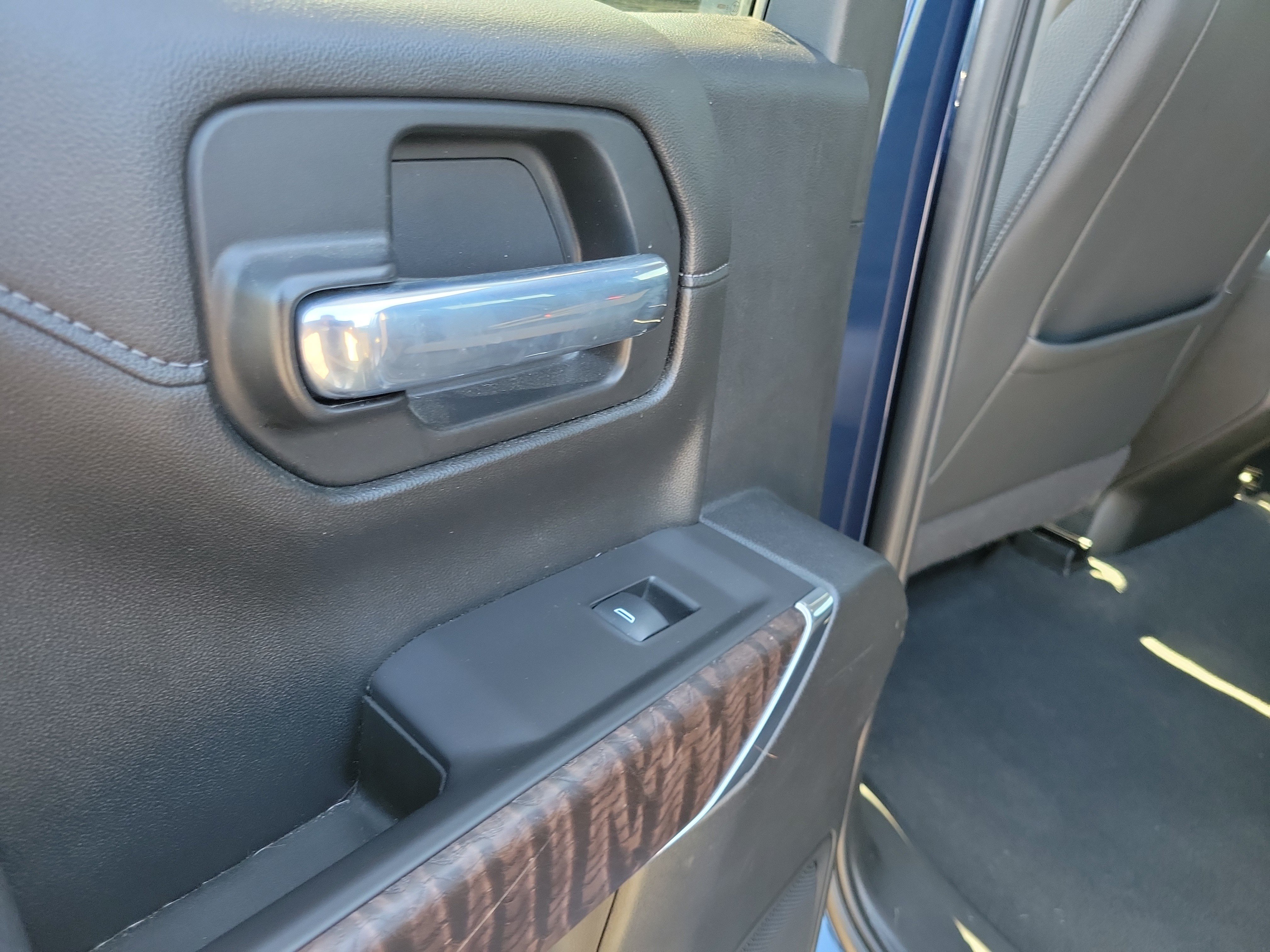 Used 2021 Pacific Blue Metallic GMC Denali image 13