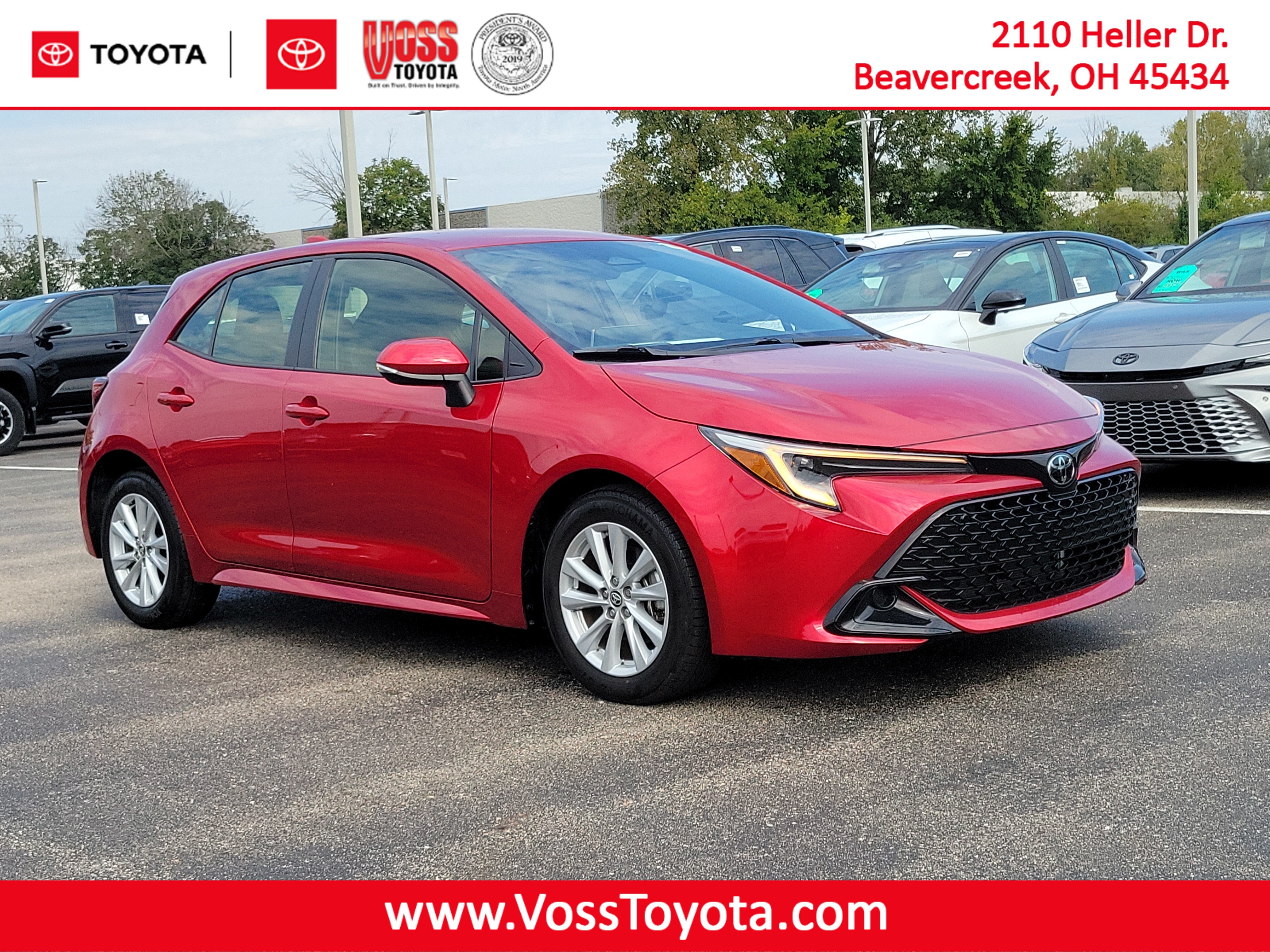 Certified Used 2025 RED Toyota SE image 5