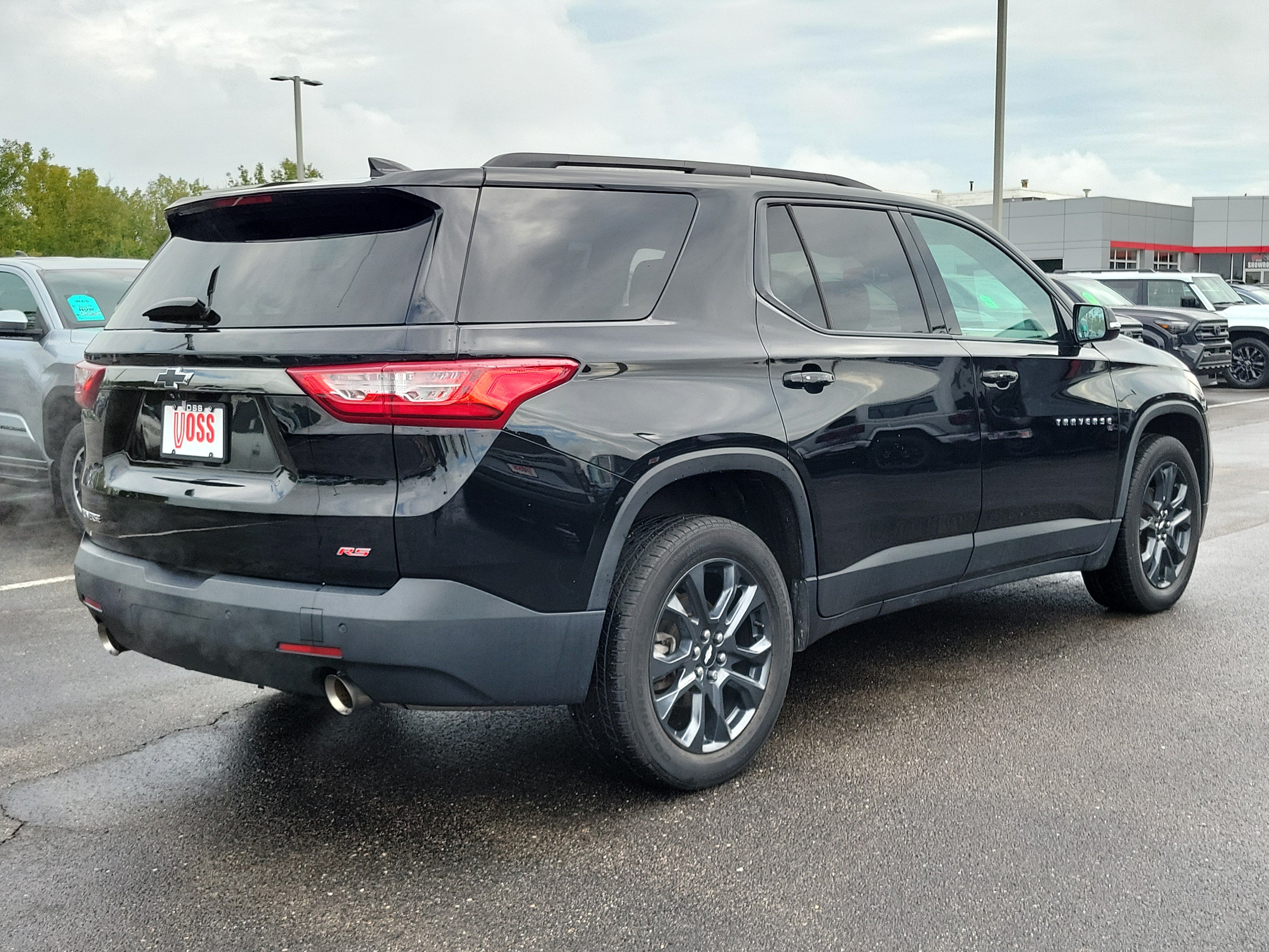 Used 2020 Mosaic Black Metallic Chevrolet RS image 8