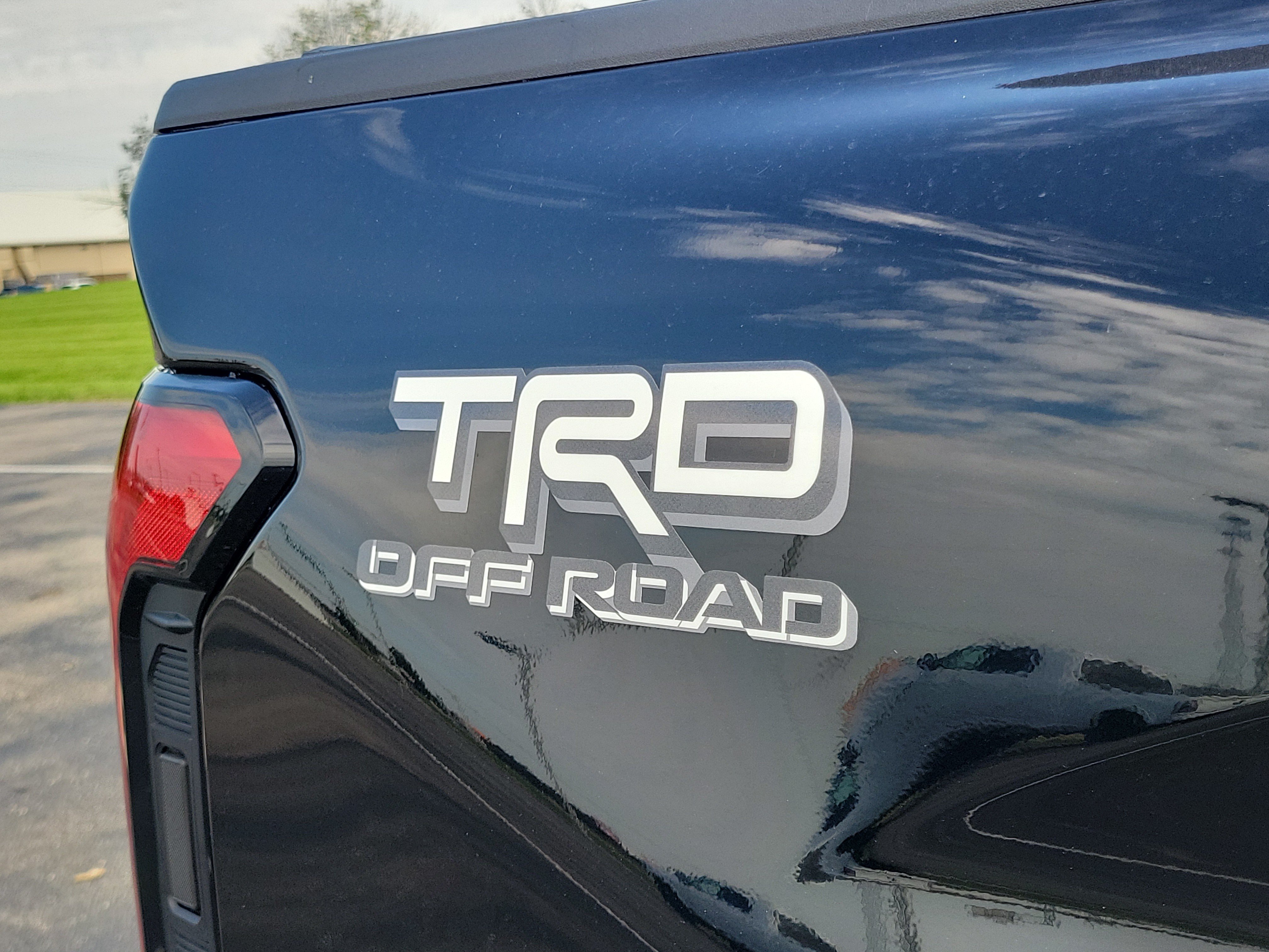 2026 Toyota Tacoma TRD Off-Road, photo 11 of 12
