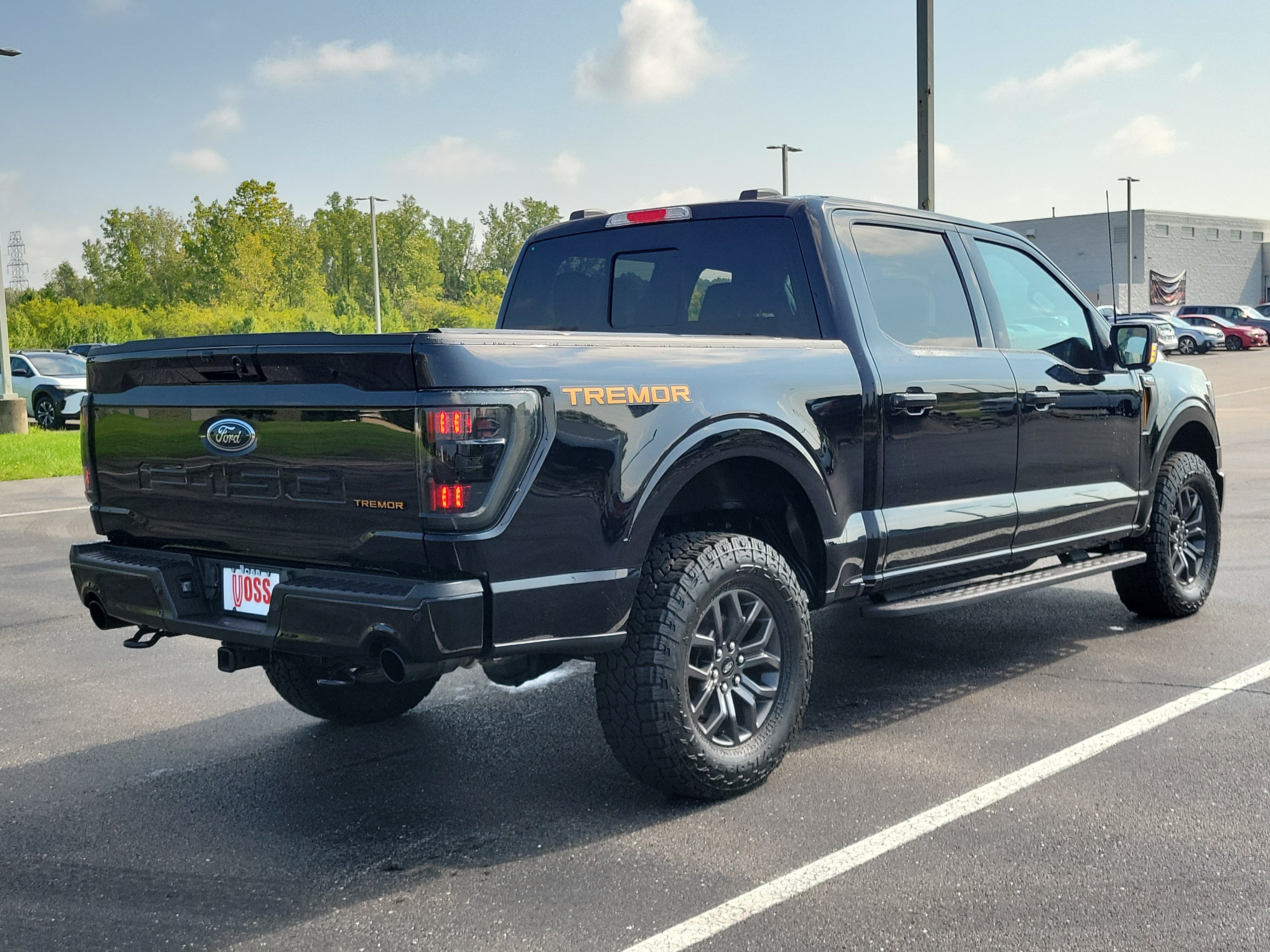 Used 2023 Agate Black Ford Tremor image 34