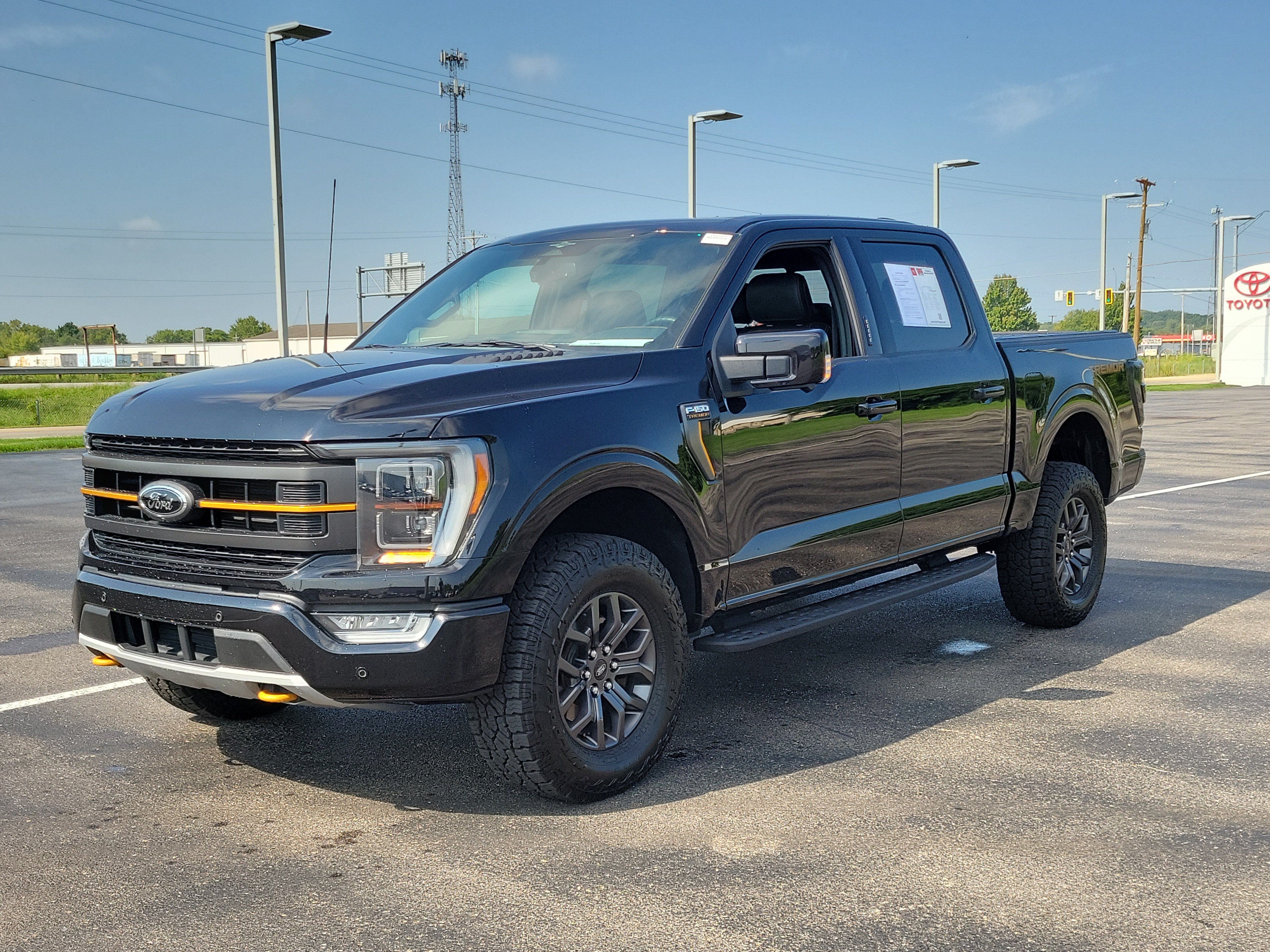 Used 2023 Agate Black Ford Tremor image 32