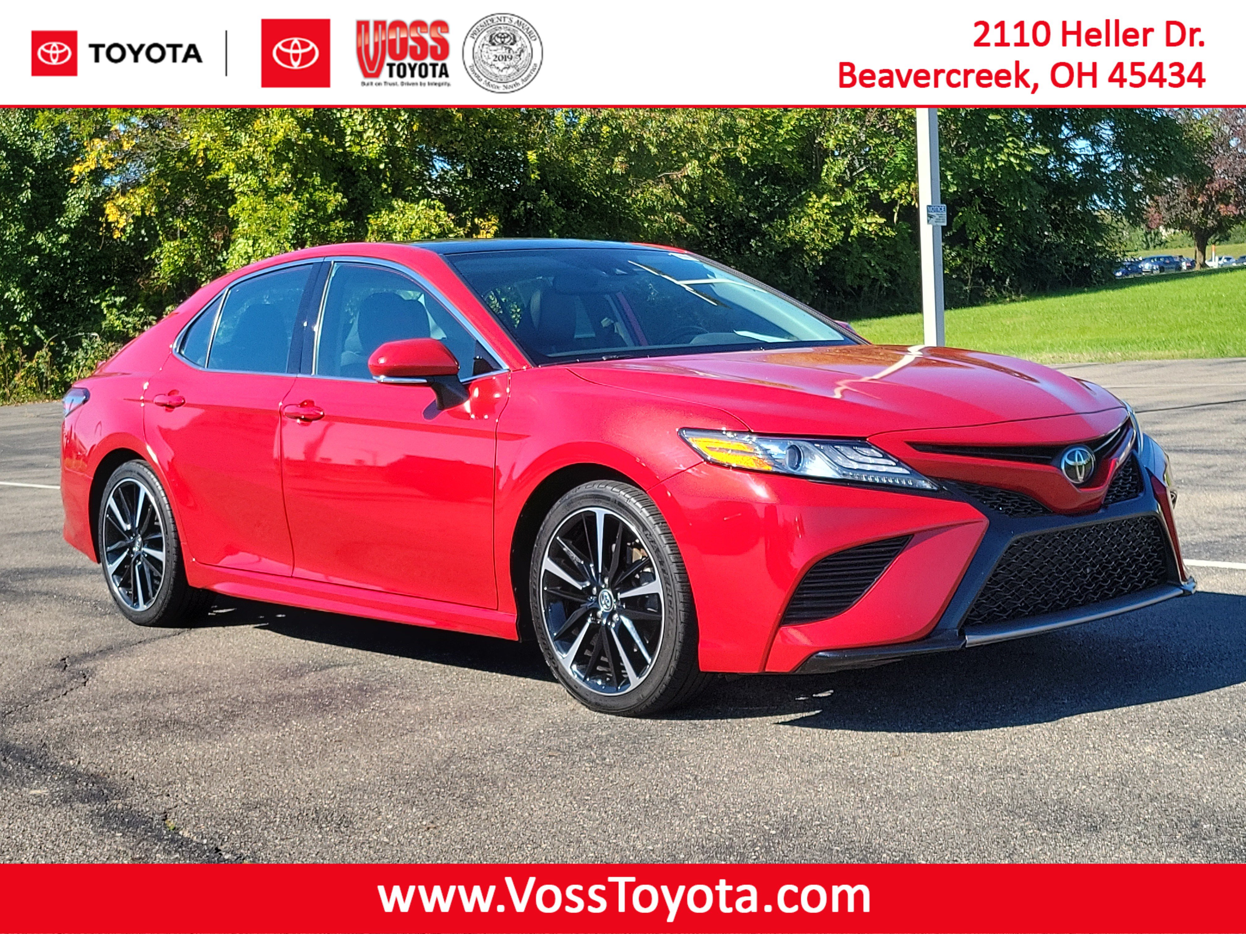 2019 Toyota Camry XSE, photo 5 of 12