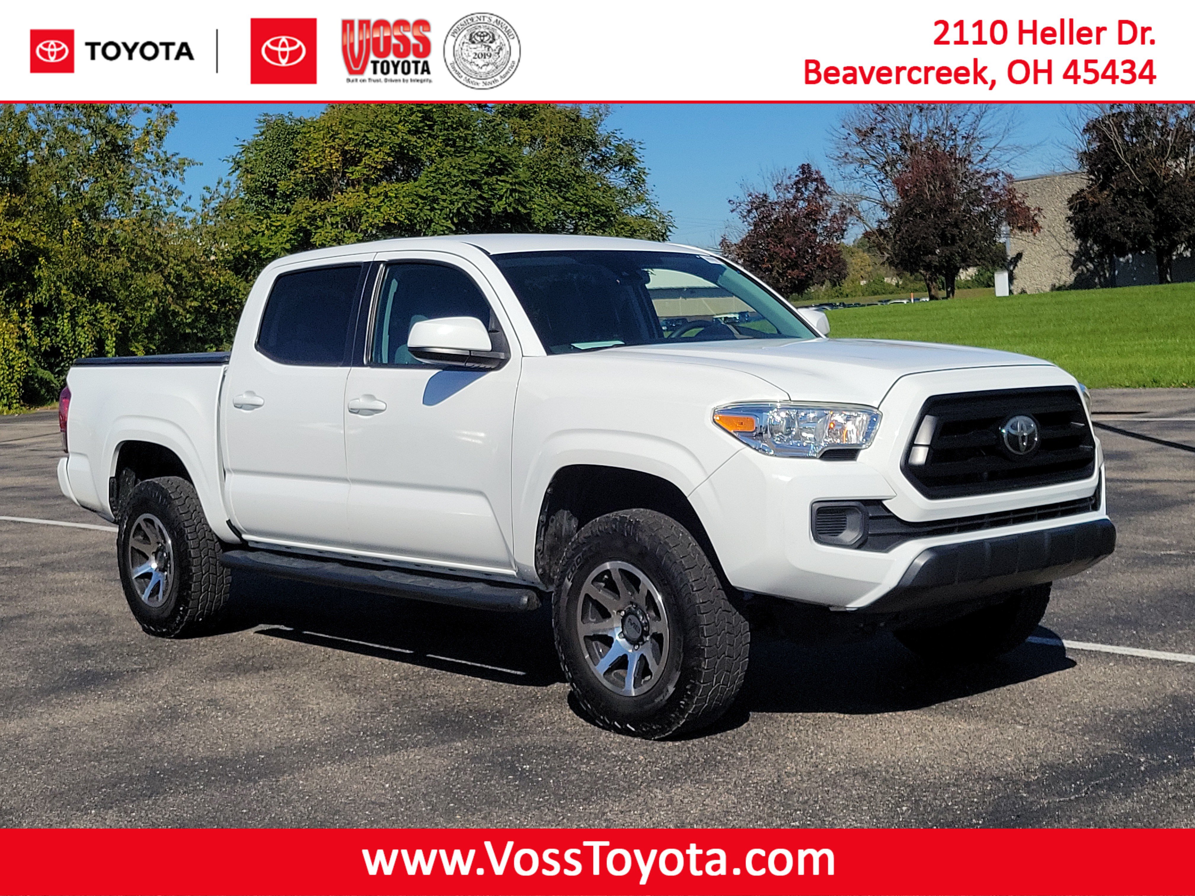 Used 2020 Super White Toyota SR image 5