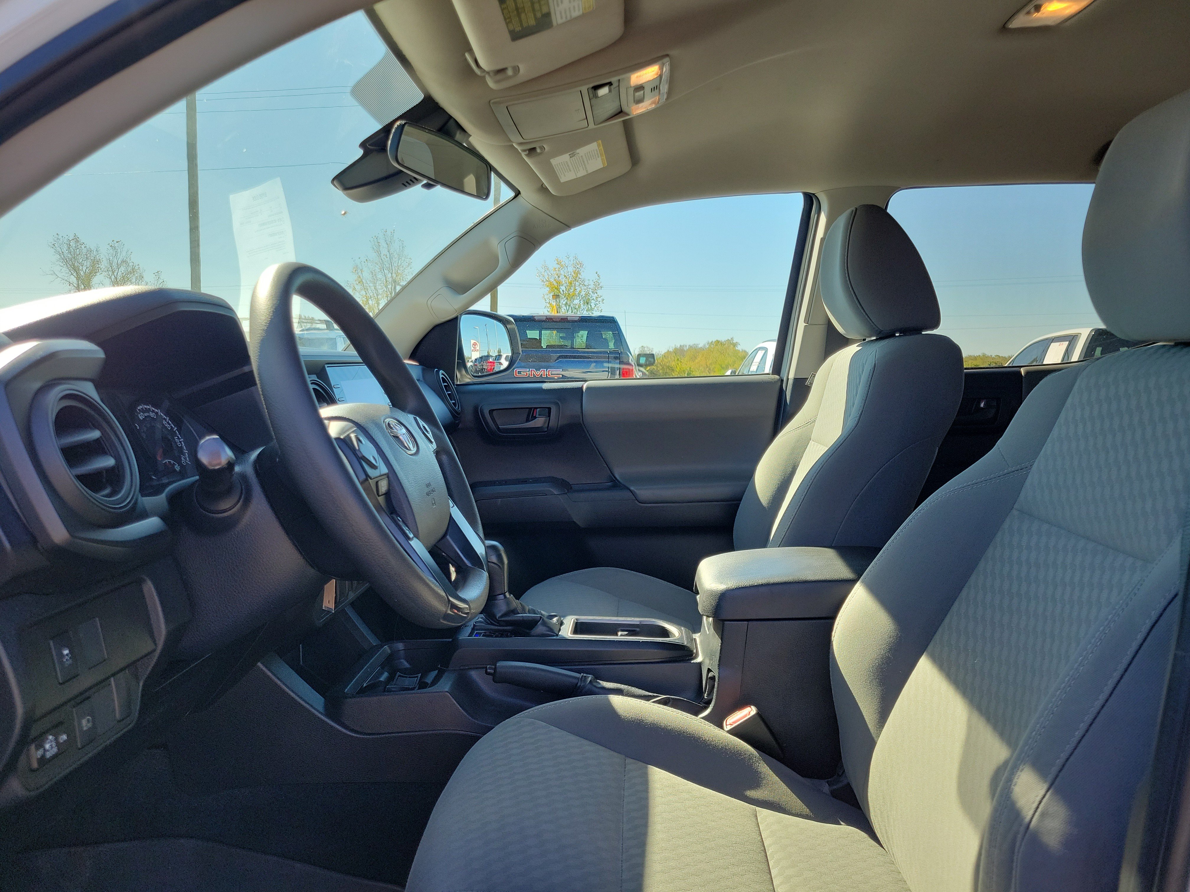 Used 2020 Super White Toyota SR image 19