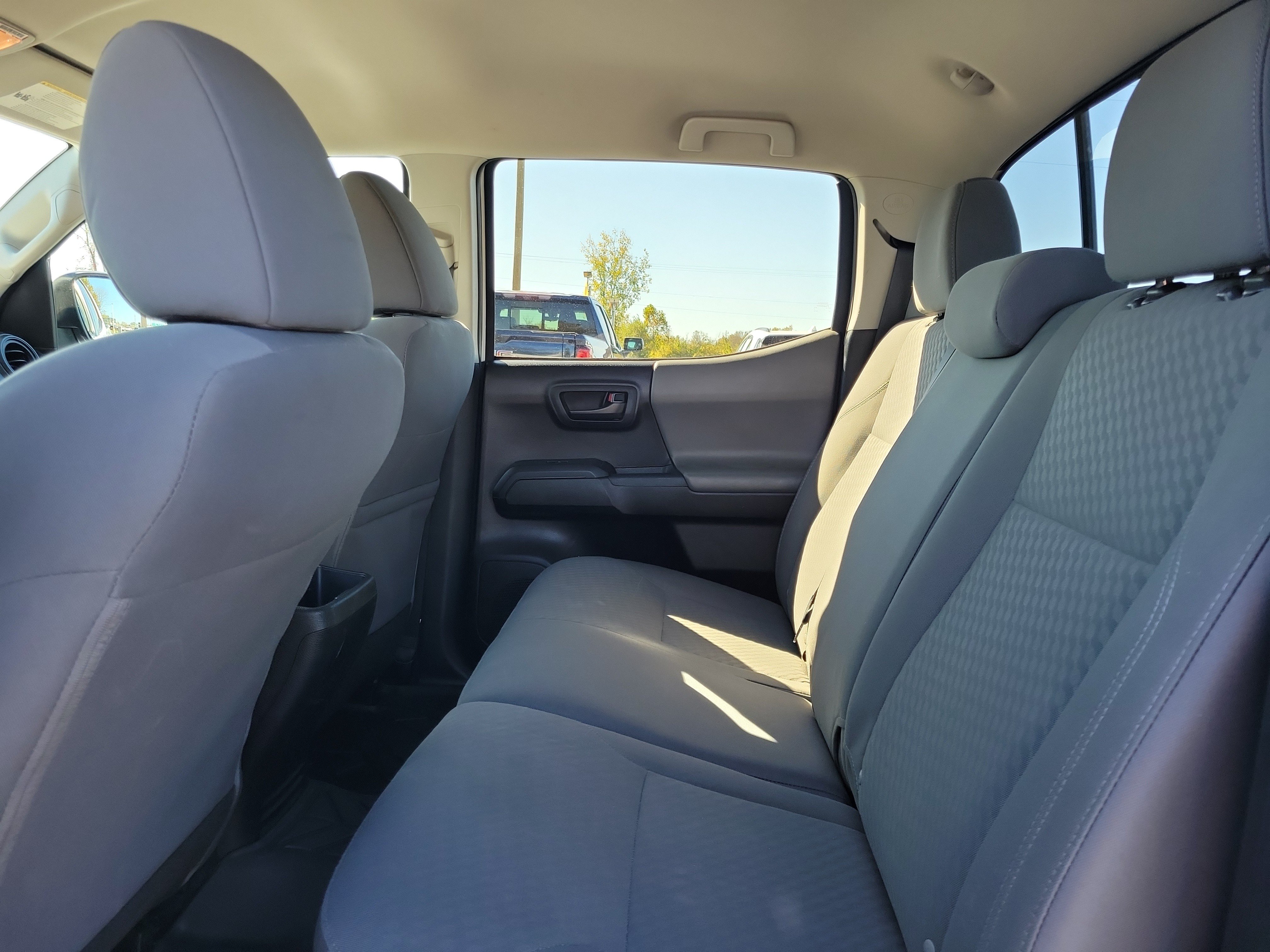 Used 2020 Super White Toyota SR image 15