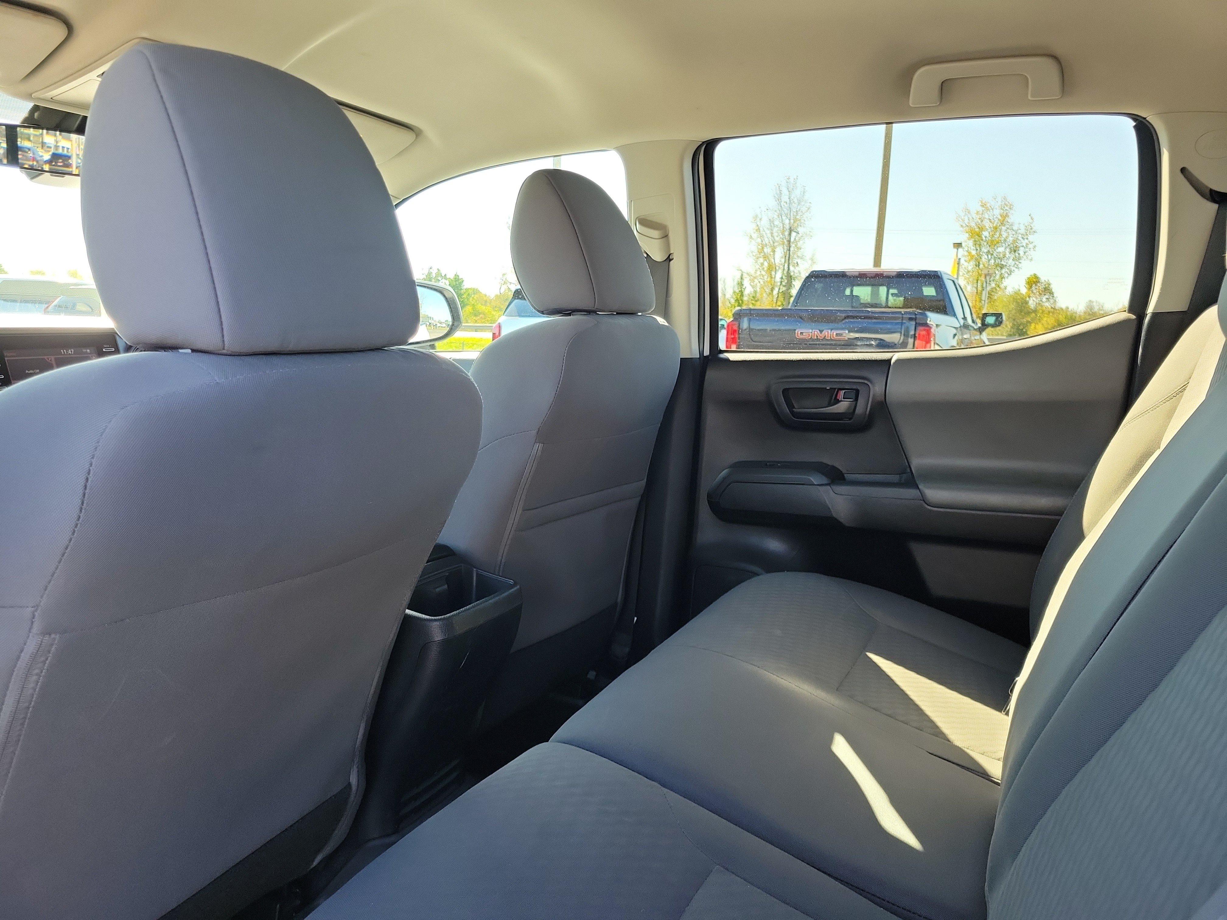 Used 2020 Super White Toyota SR image 18