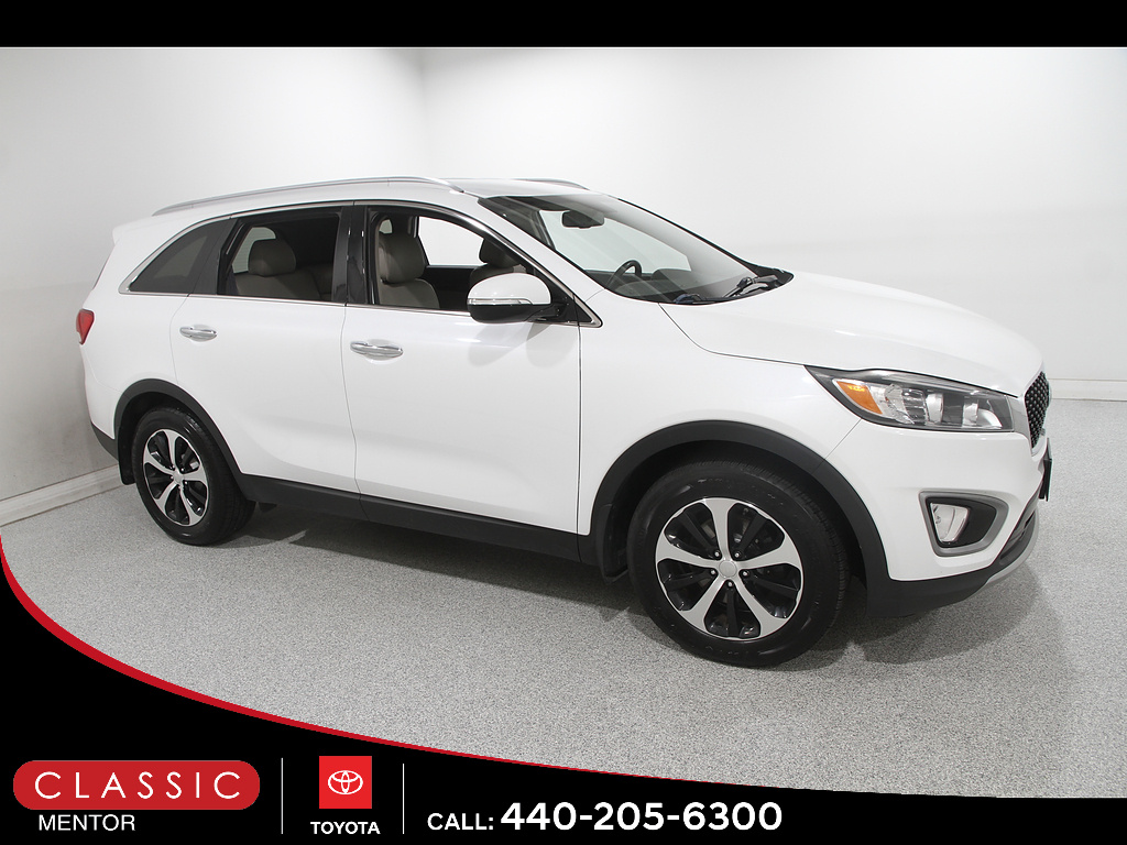 Snow White Pearl 2016 Kia Sorento SUV / Crossover Front-Wheel Drive 6-Speed Automatic