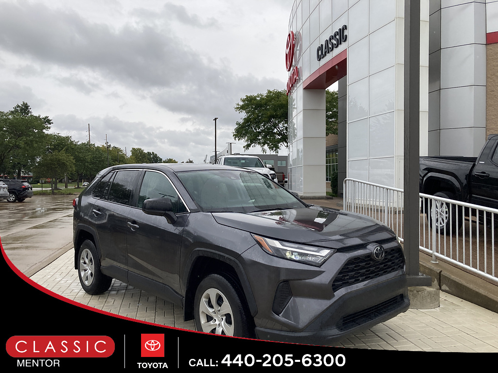 2023 Toyota RAV4 LE FWD