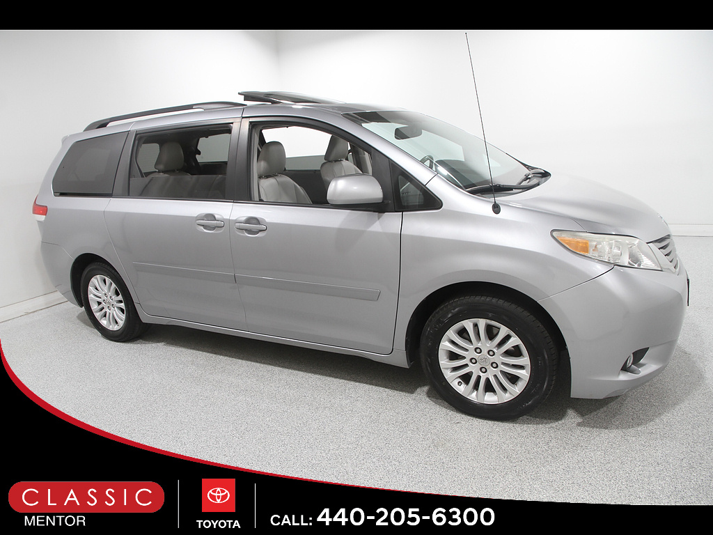Silver Sky Metallic 2012 Toyota Sienna Minivan Front-Wheel Drive 6-Speed Automatic