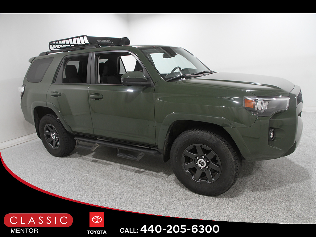 Army Green 2022 Toyota 4Runner SUV / Crossover Four-Wheel Drive 5-Speed Automatic