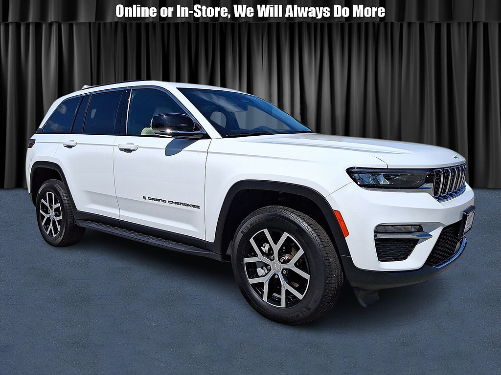 2025 Jeep Grand Cherokee Limited comparison vehicle