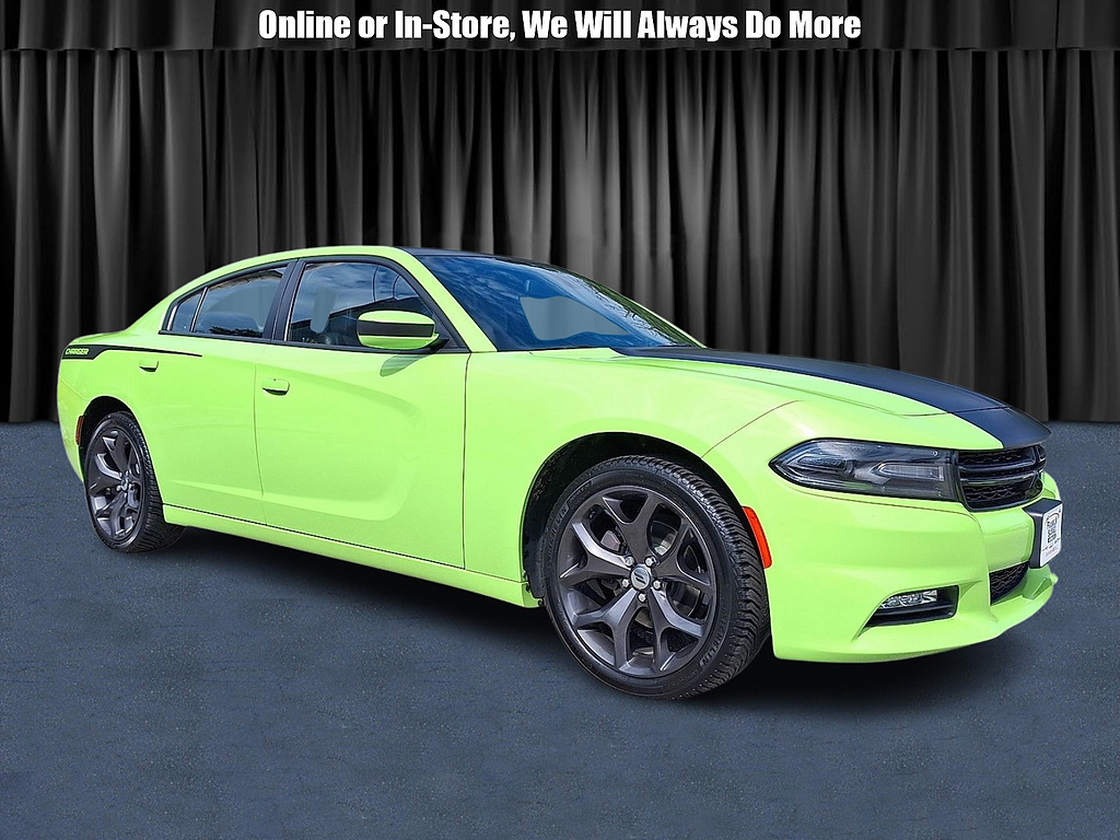 2019 Dodge Charger SXT comparison vehicle