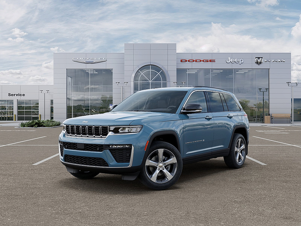 2026 Jeep Grand Cherokee Limited 4×4 comparison vehicle