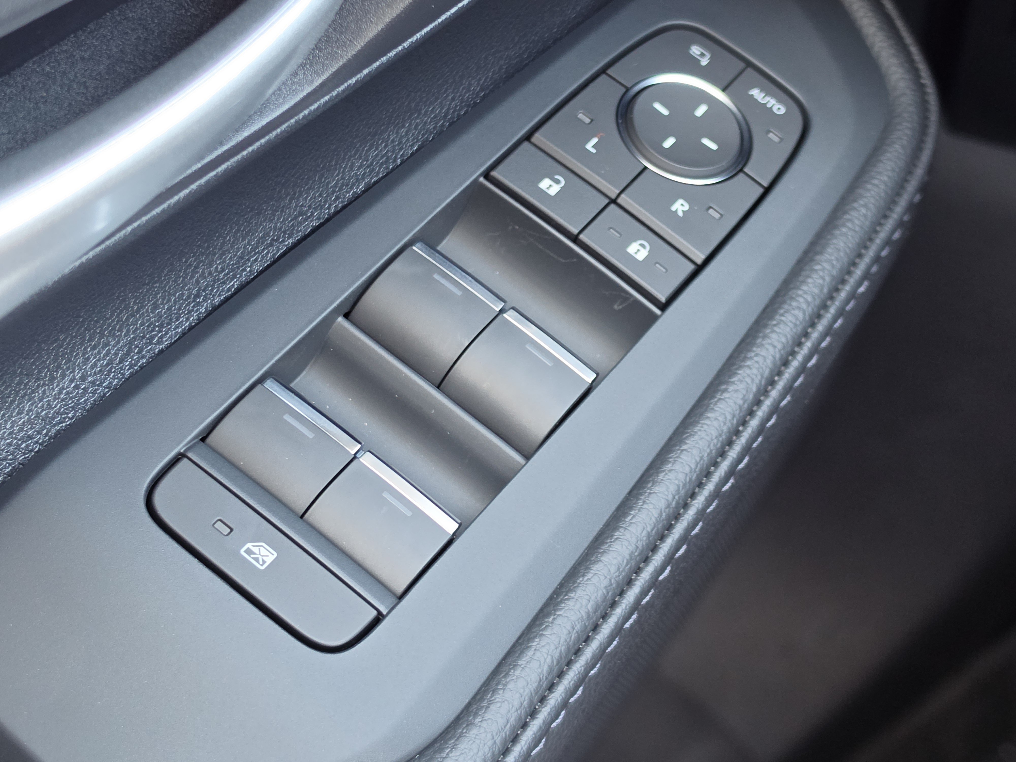New 2026 Toyota Grand Highlander Hybrid SUV