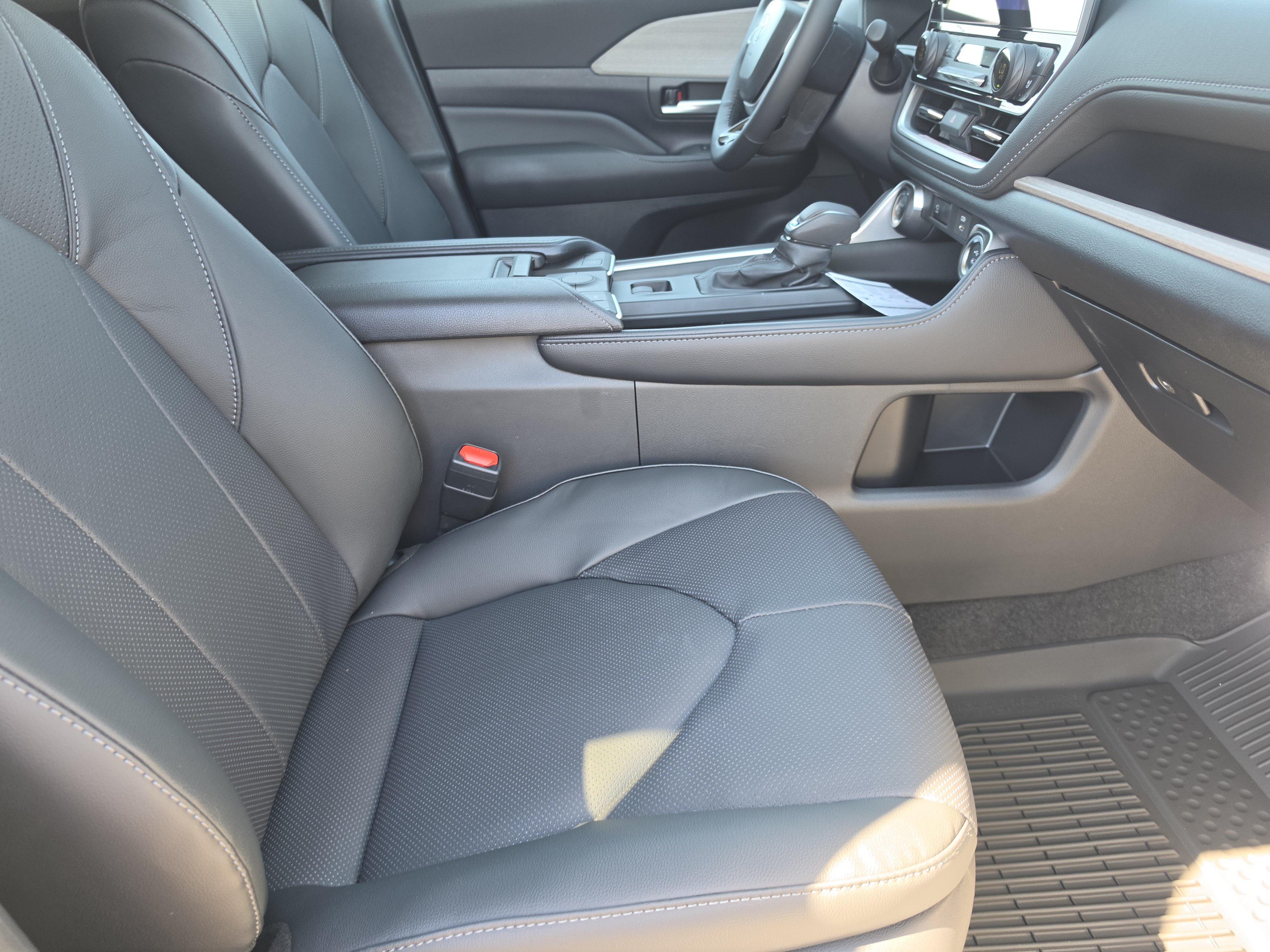 New 2026 Toyota Grand Highlander Hybrid SUV