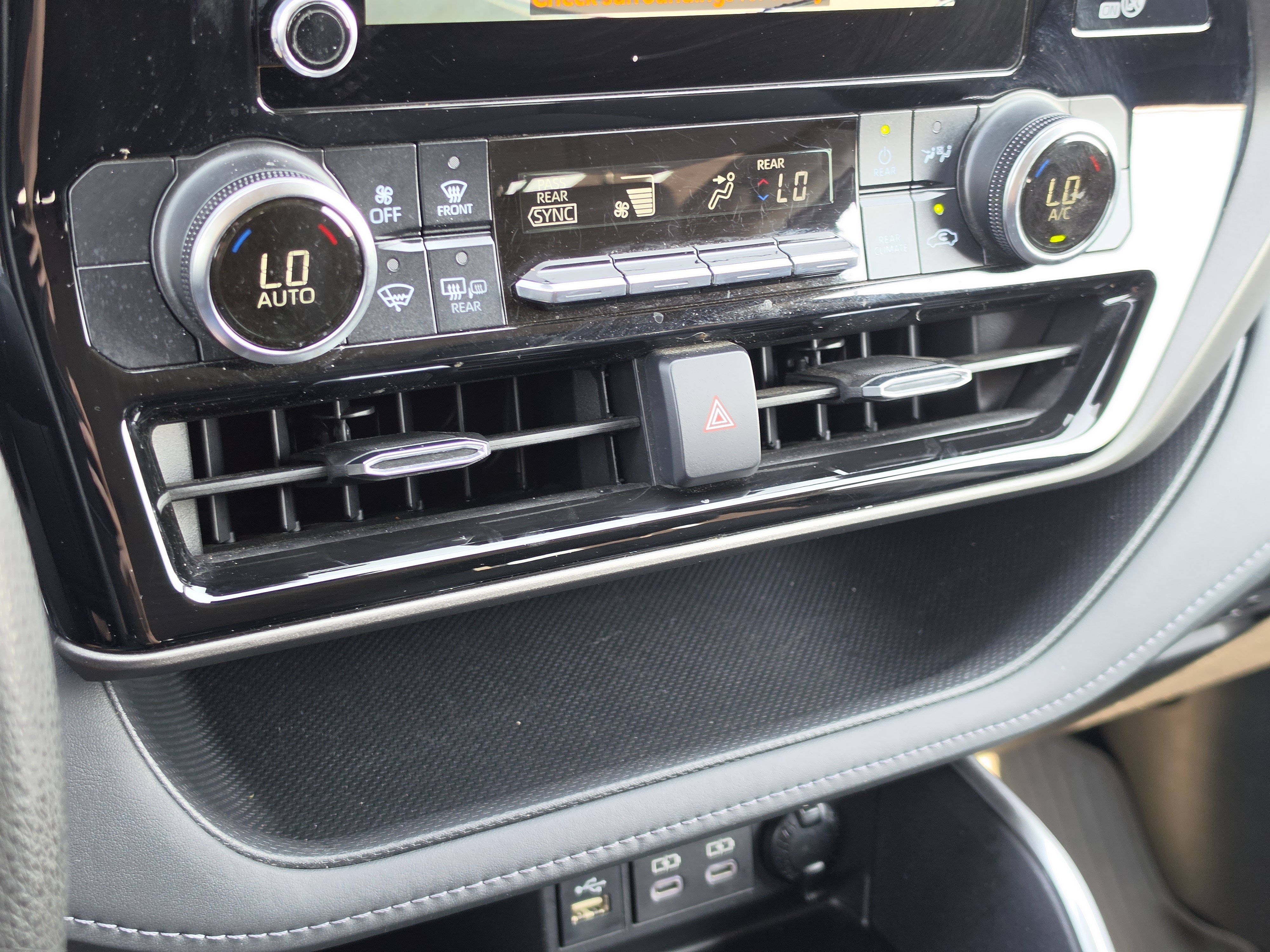 Used 2023 Toyota Highlander SUV