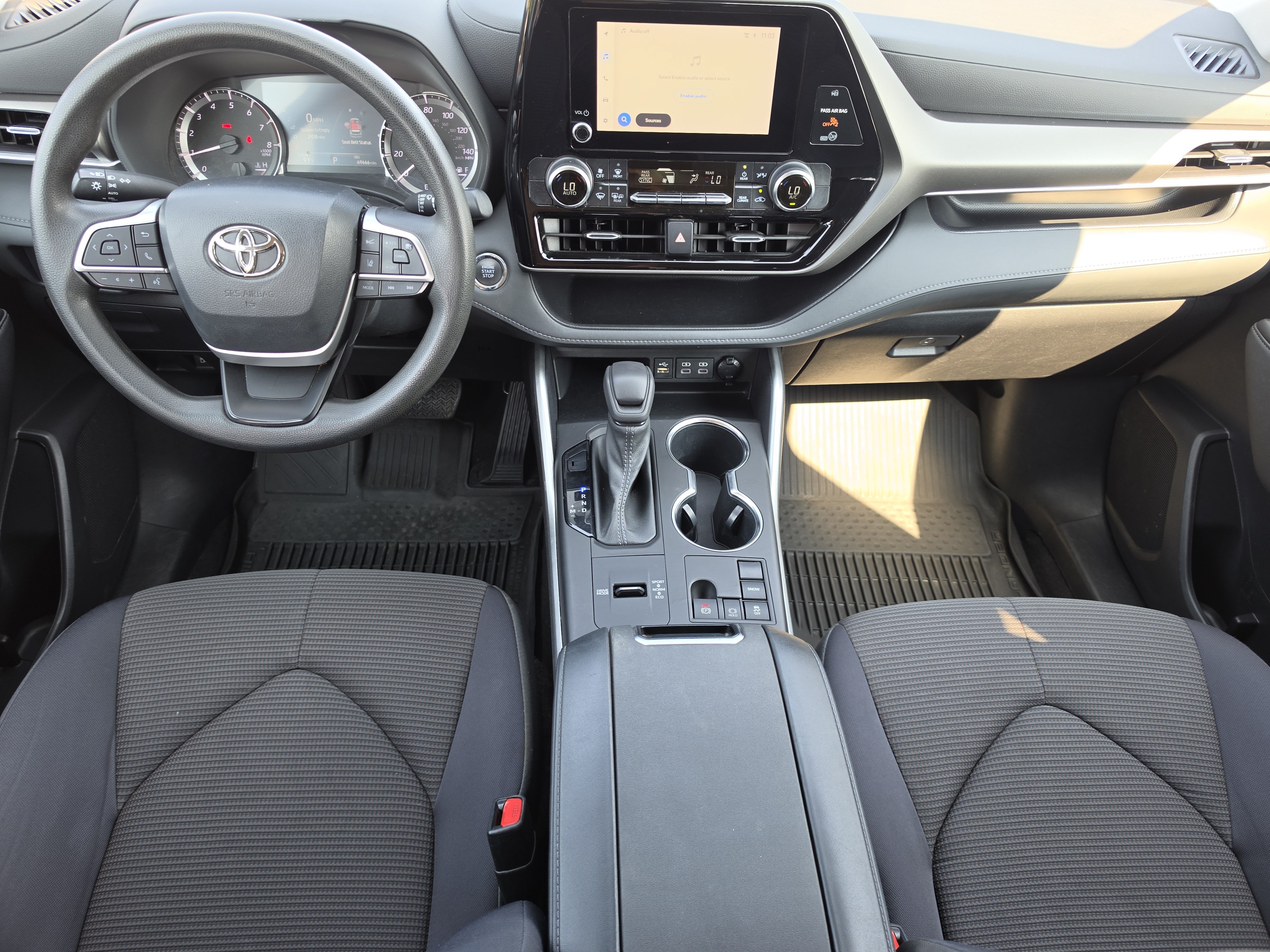 Used 2023 Toyota Highlander SUV