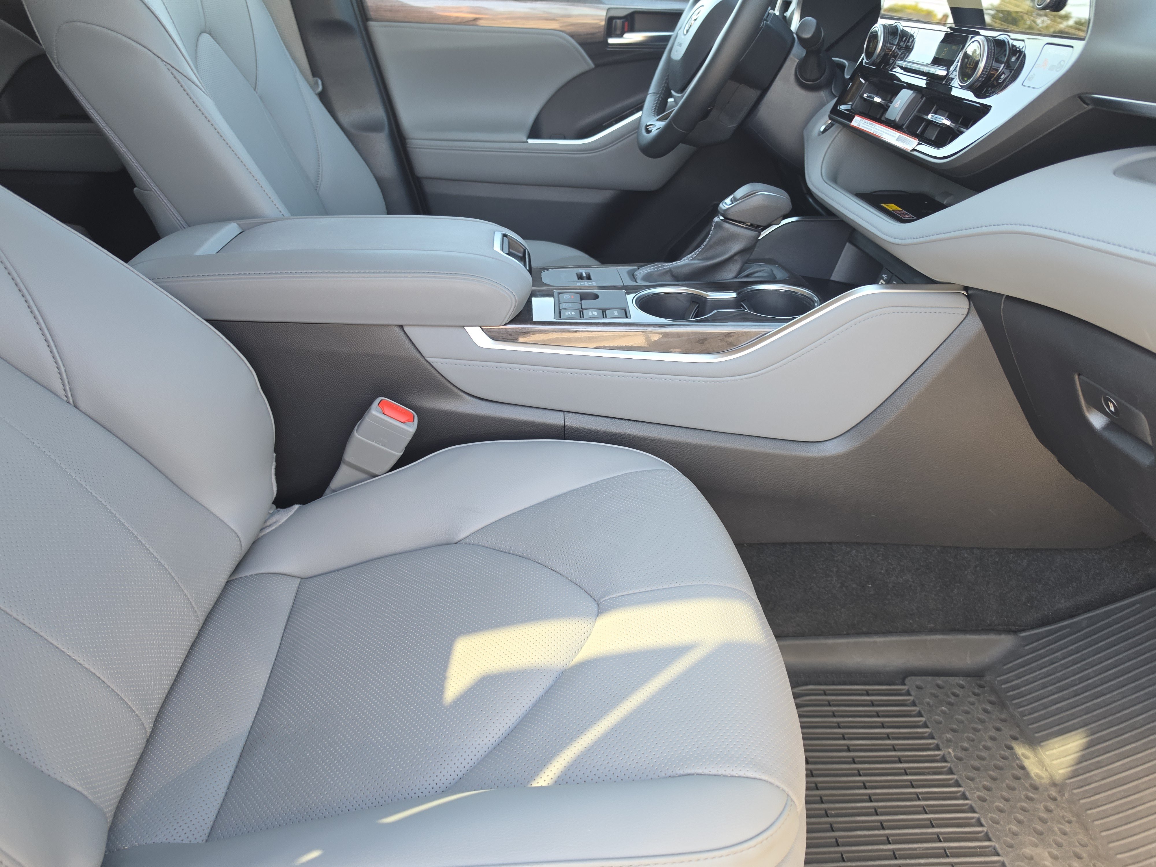 Used 2026 Toyota Highlander SUV