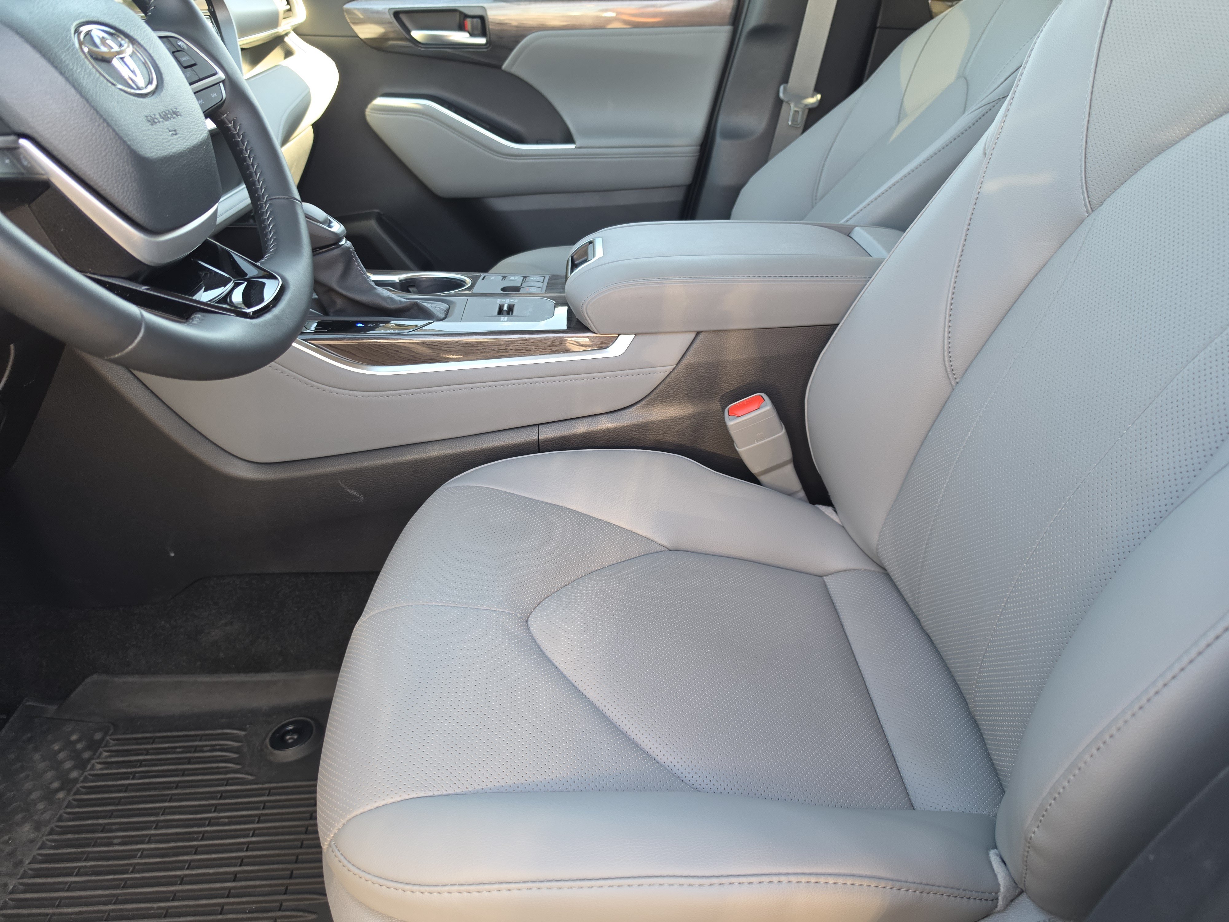 Used 2026 Toyota Highlander SUV