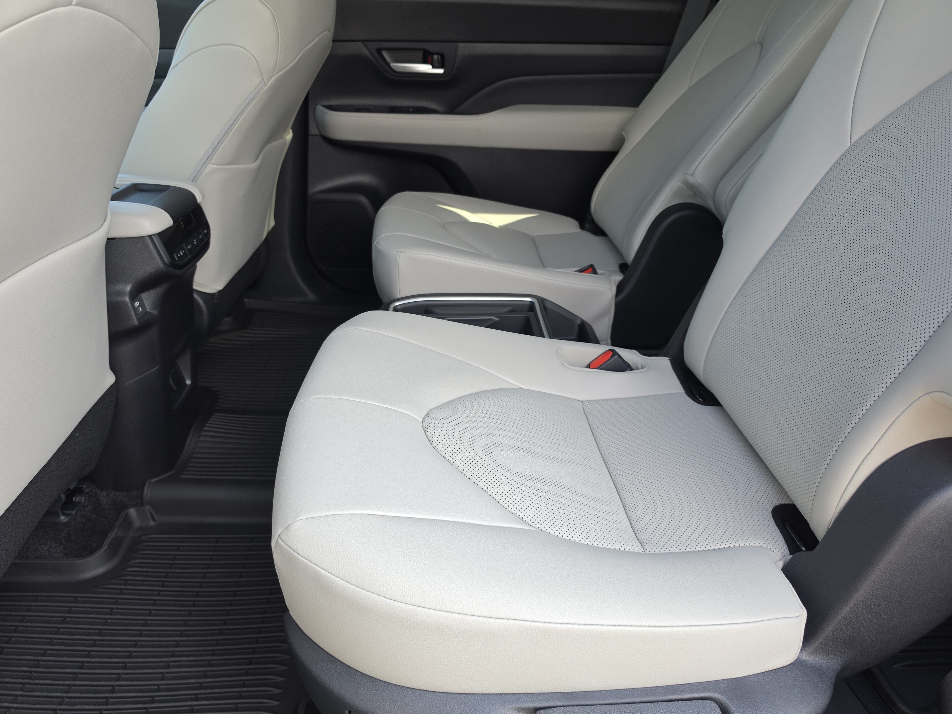 New 2026 Toyota Grand Highlander SUV