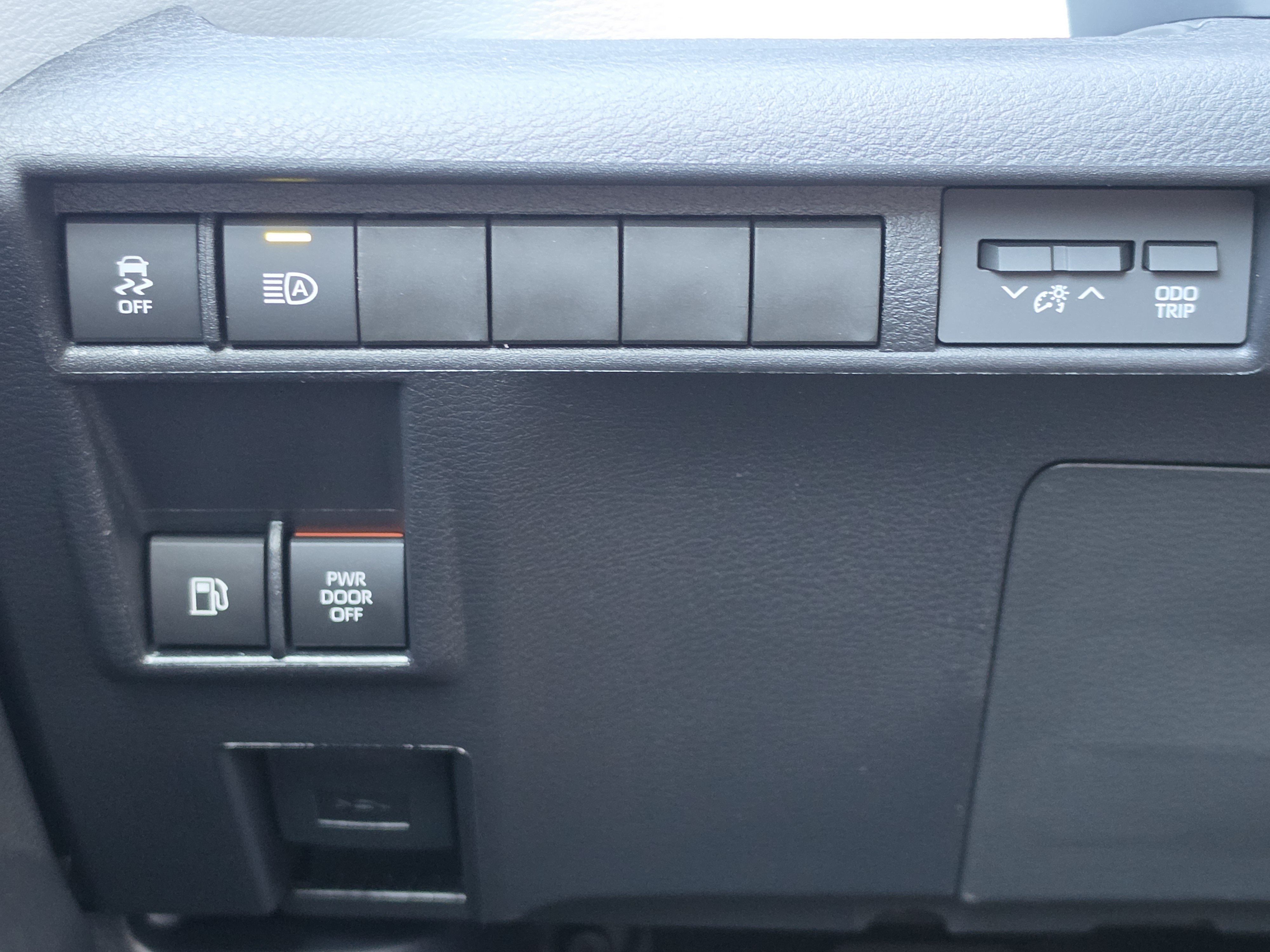 New 2026 Toyota Sienna Van