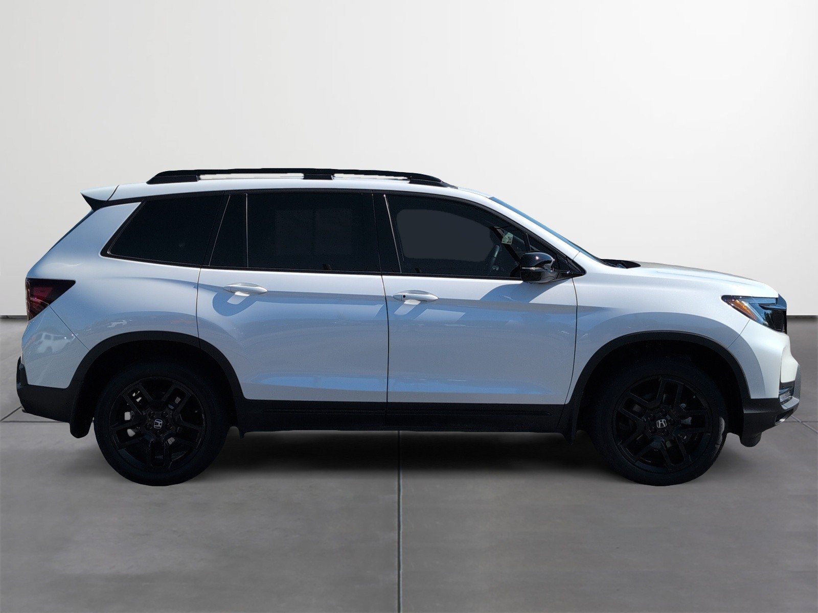Used 2025 Honda Passport SUV