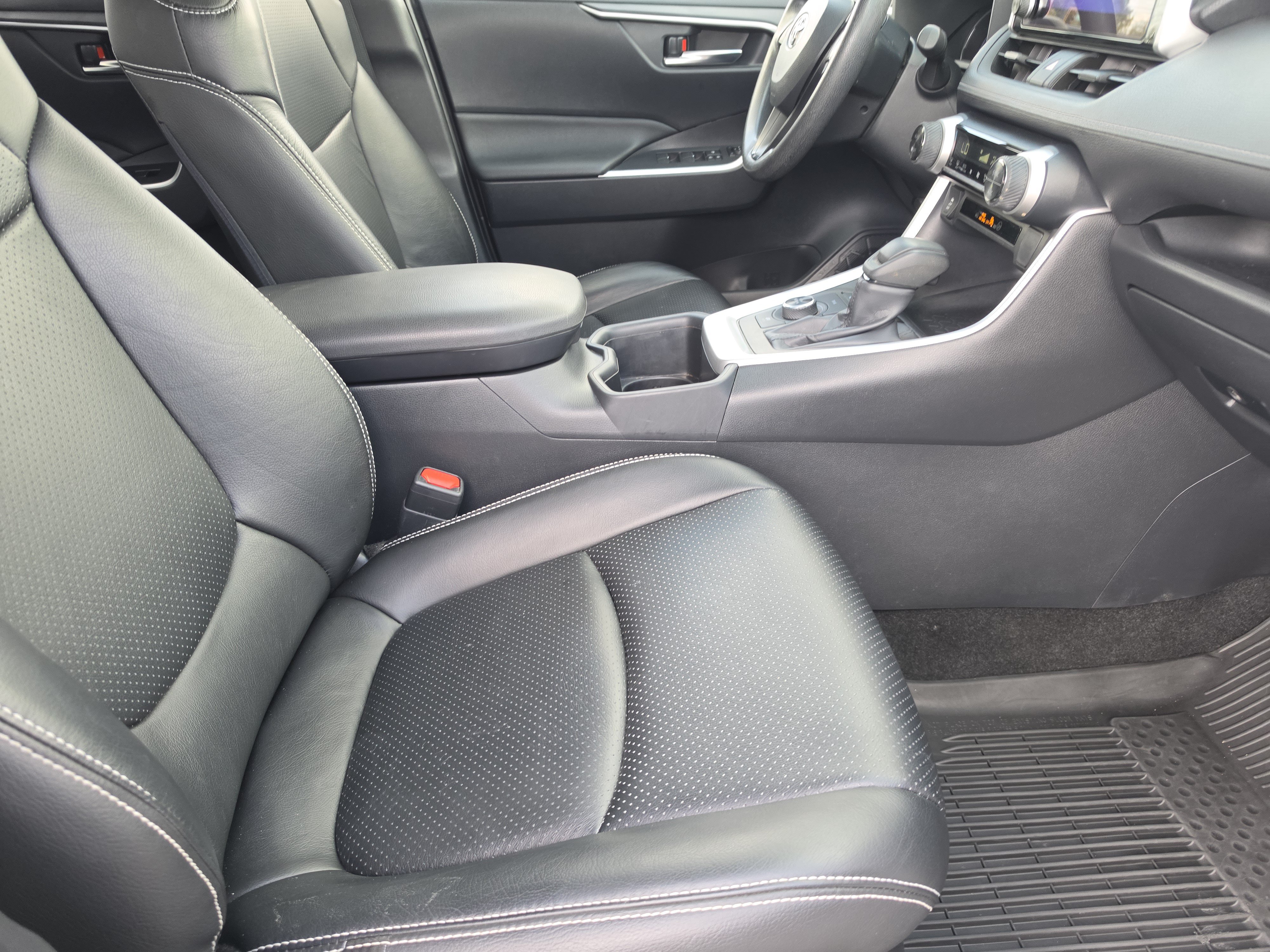 Used 2025 Toyota RAV4 SUV