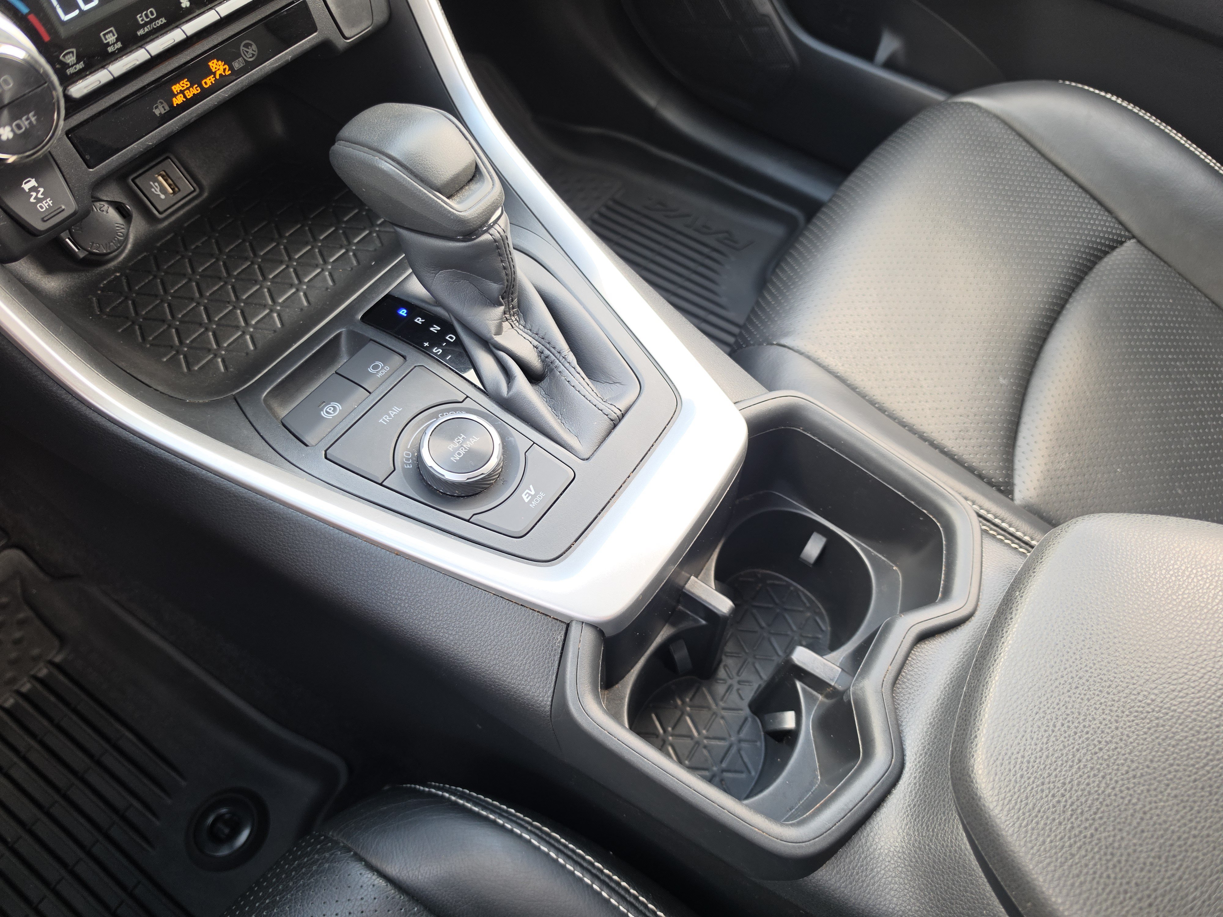 Used 2025 Toyota RAV4 SUV