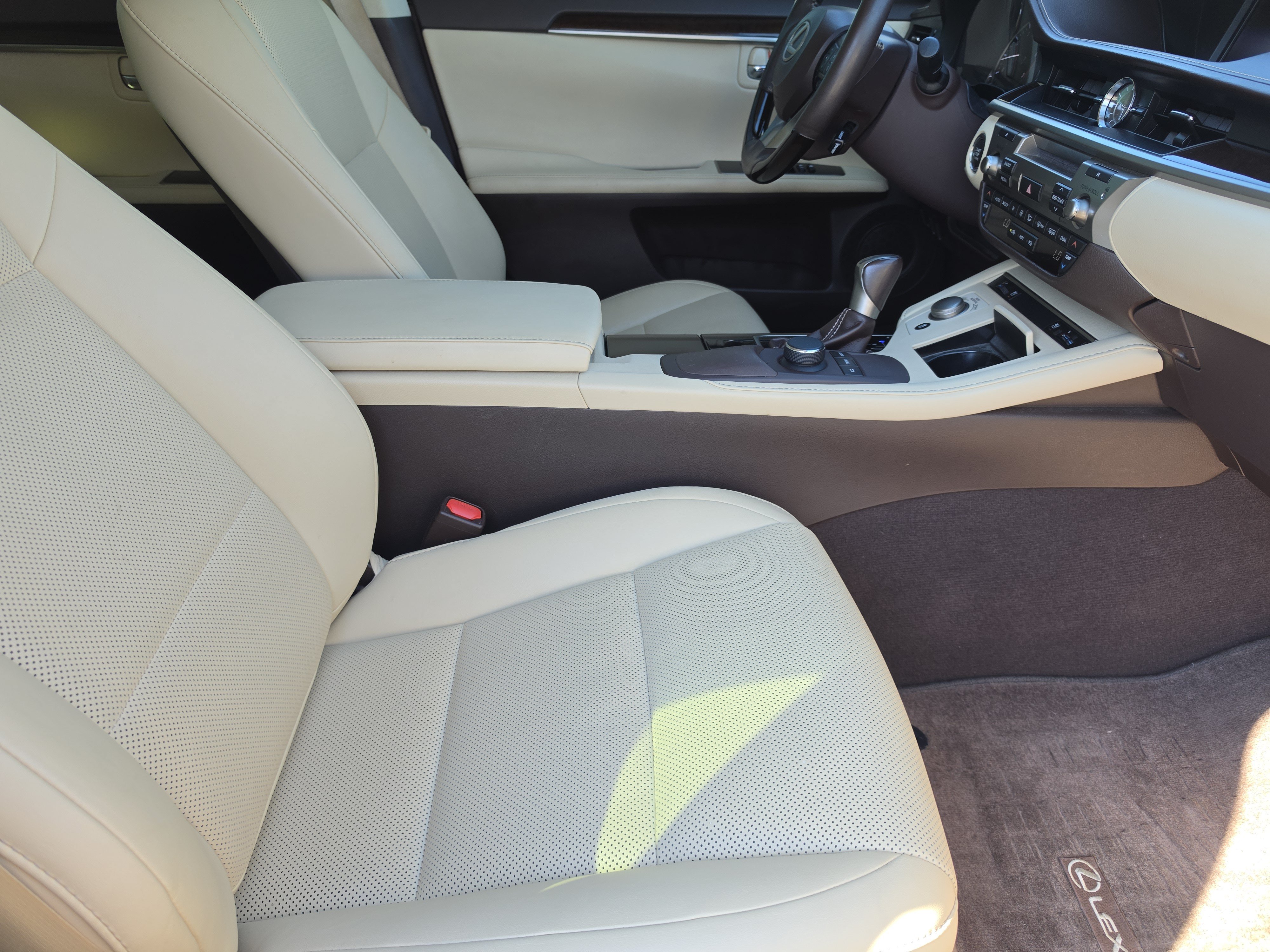 Used 2016 Lexus ES 350 Sedan