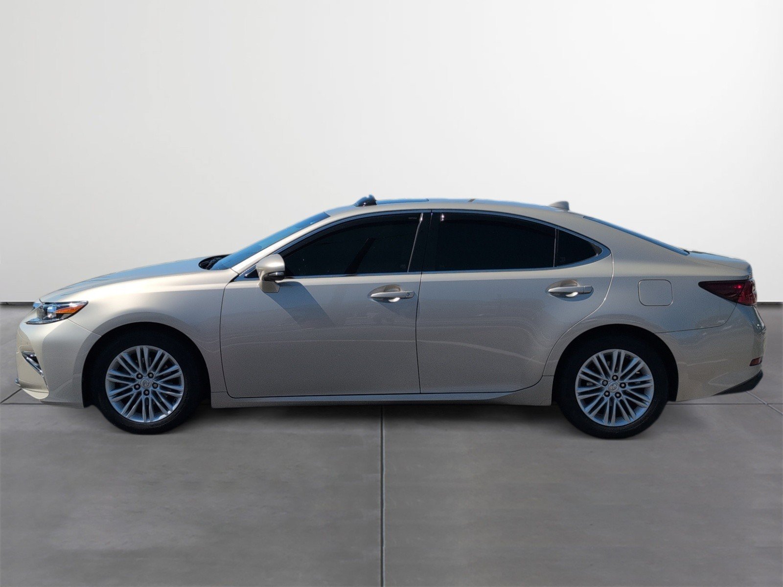 Used 2016 Lexus ES 350 Sedan