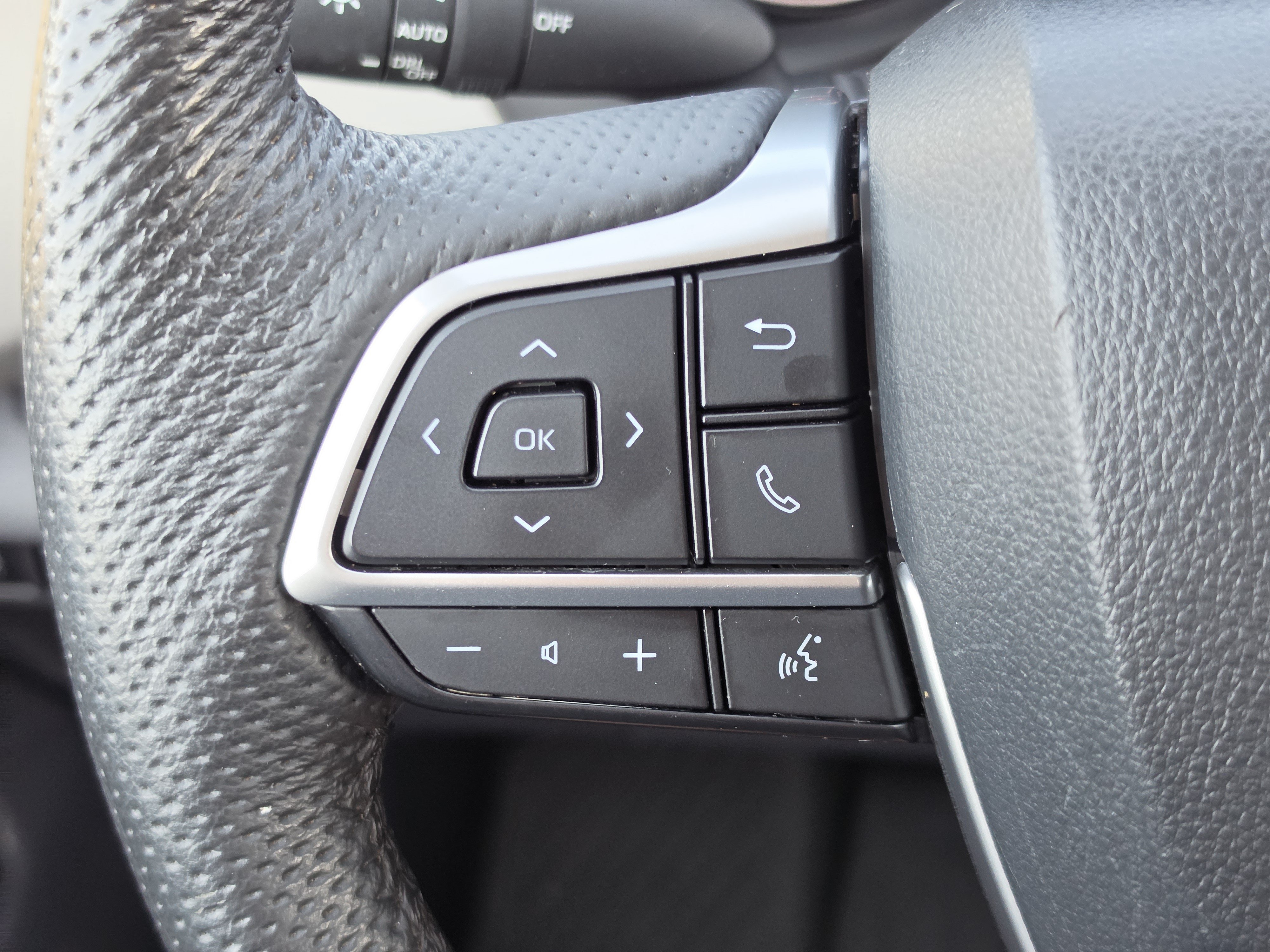 Used 2024 Toyota Sienna Van