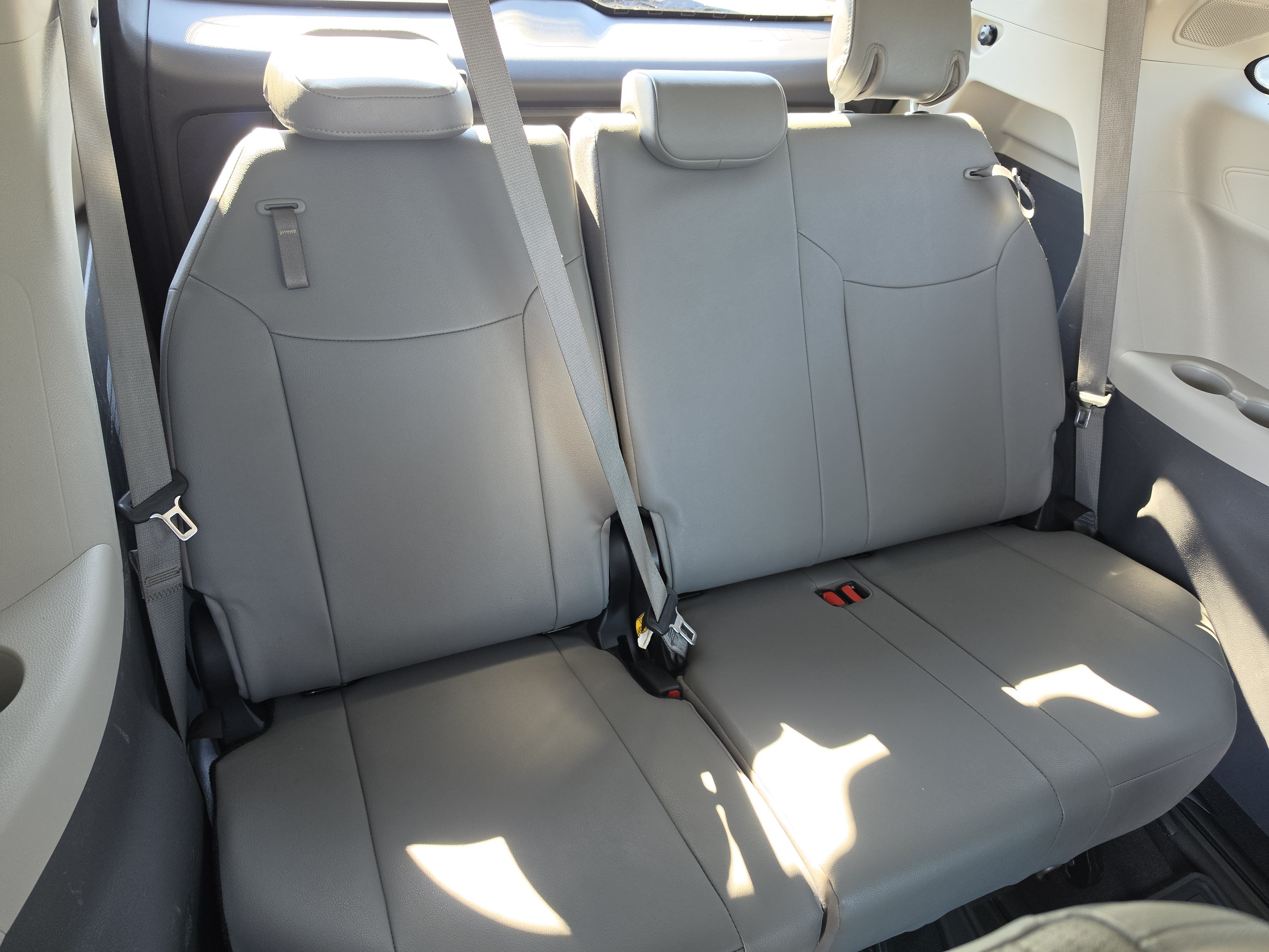 Used 2024 Toyota Sienna Van