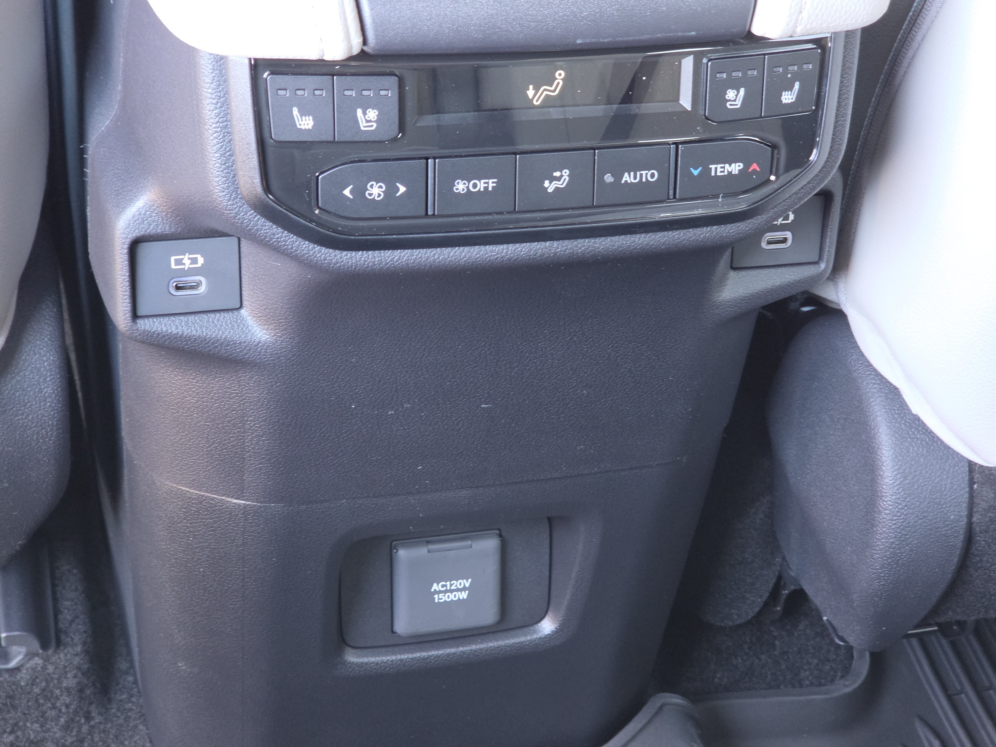 New 2026 Toyota Grand Highlander Hybrid SUV