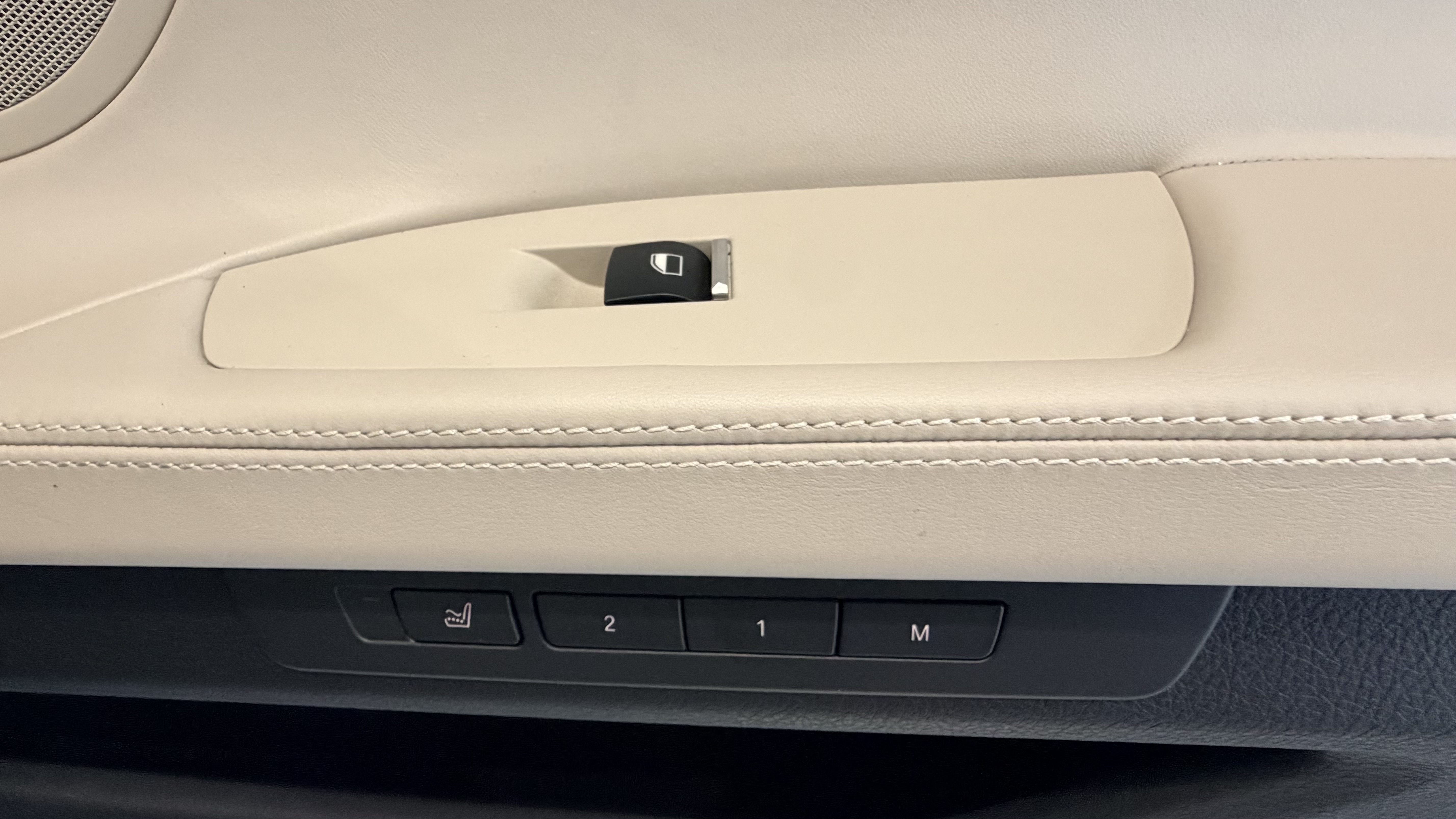 Used 2012 GRAY BMW 750i image 107