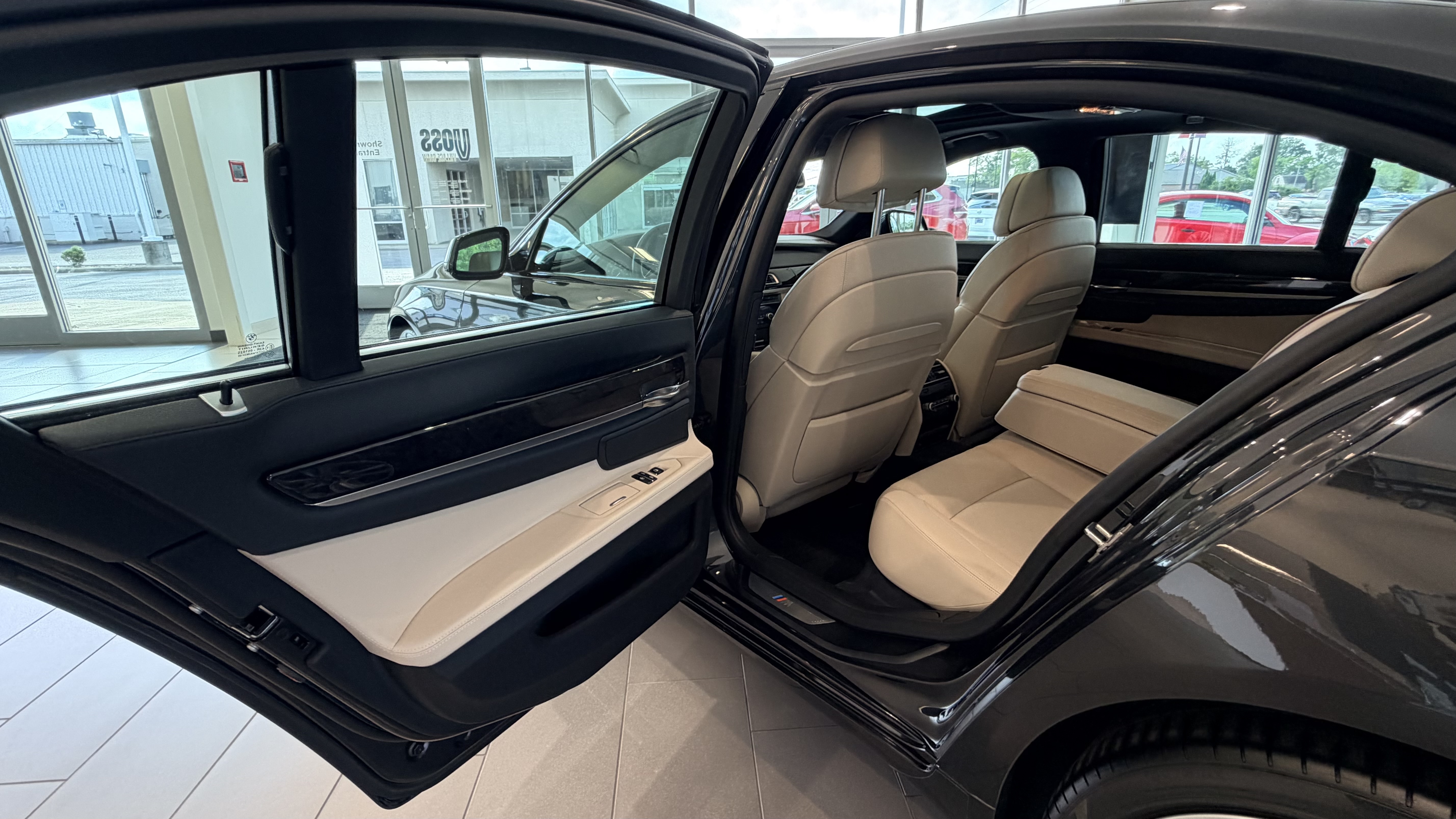 Used 2012 GRAY BMW 750i image 83