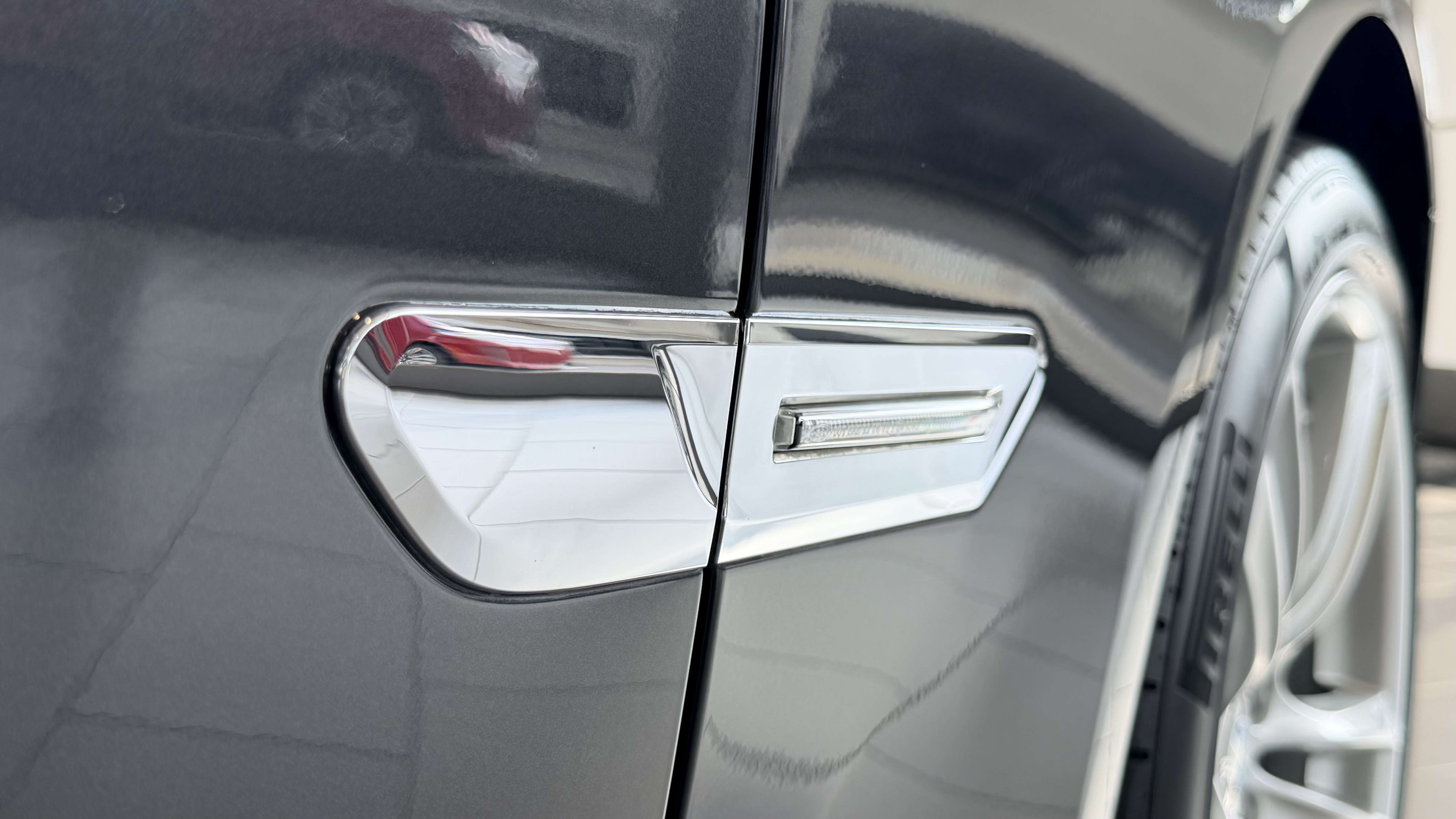 Used 2012 GRAY BMW 750i image 33