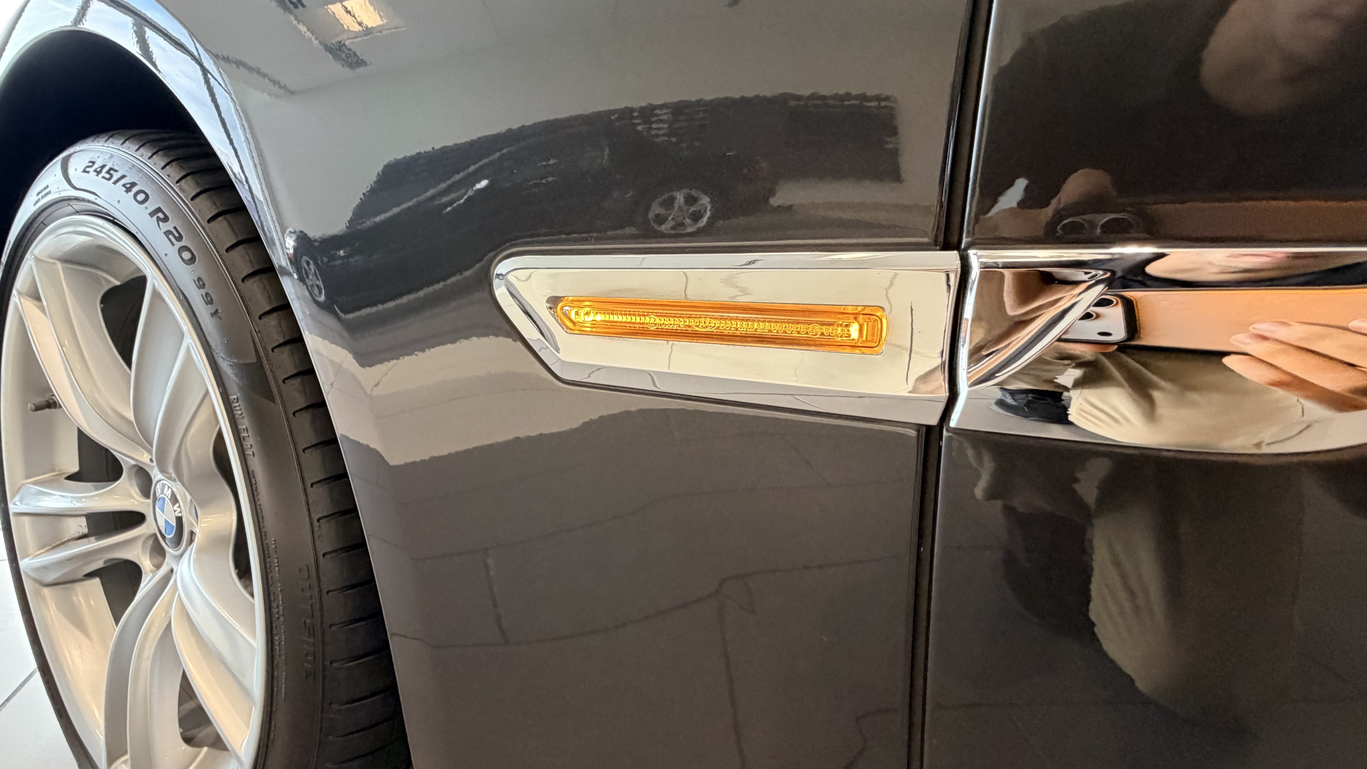 Used 2012 GRAY BMW 750i image 17