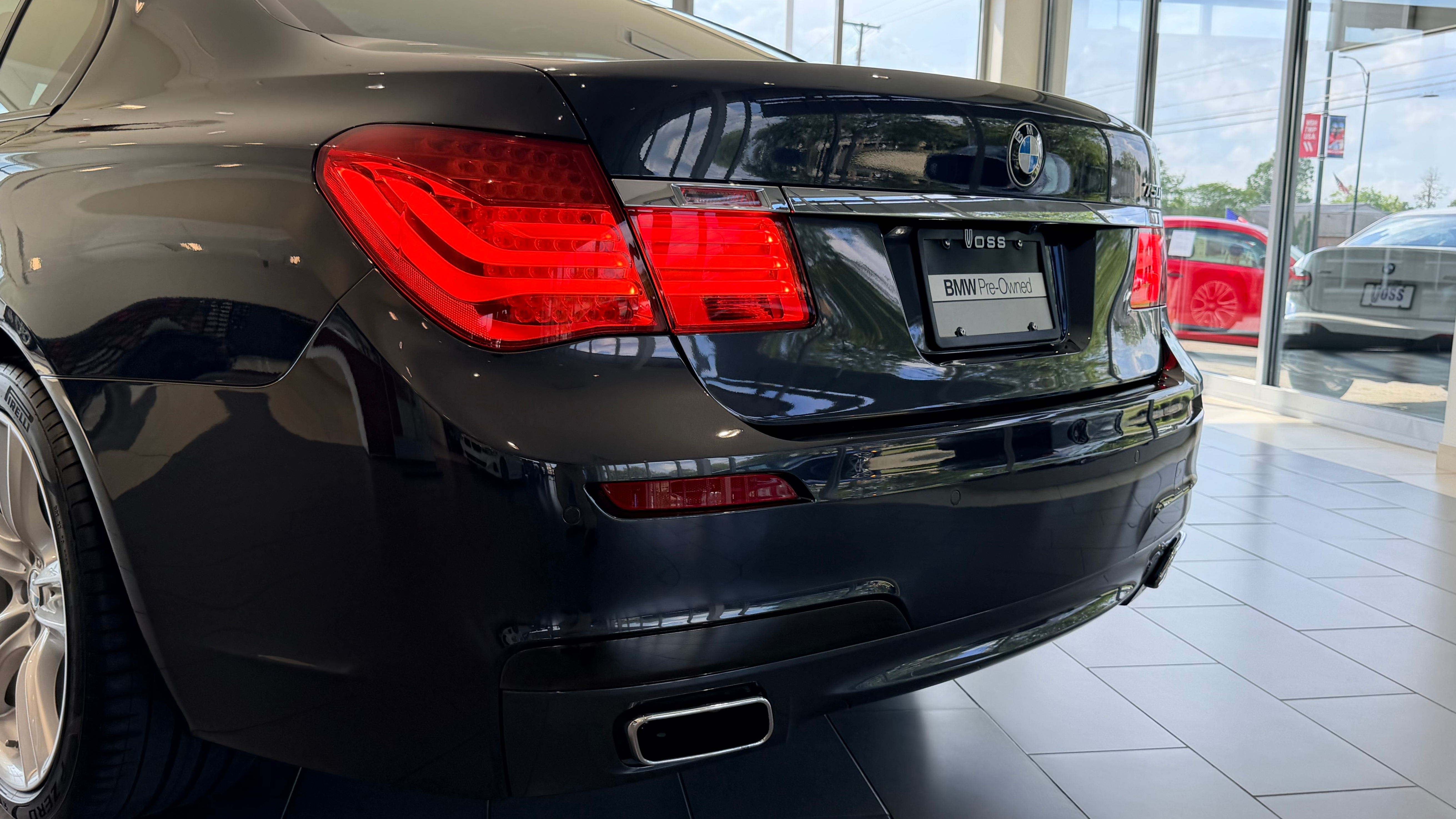 Used 2012 GRAY BMW 750i image 25
