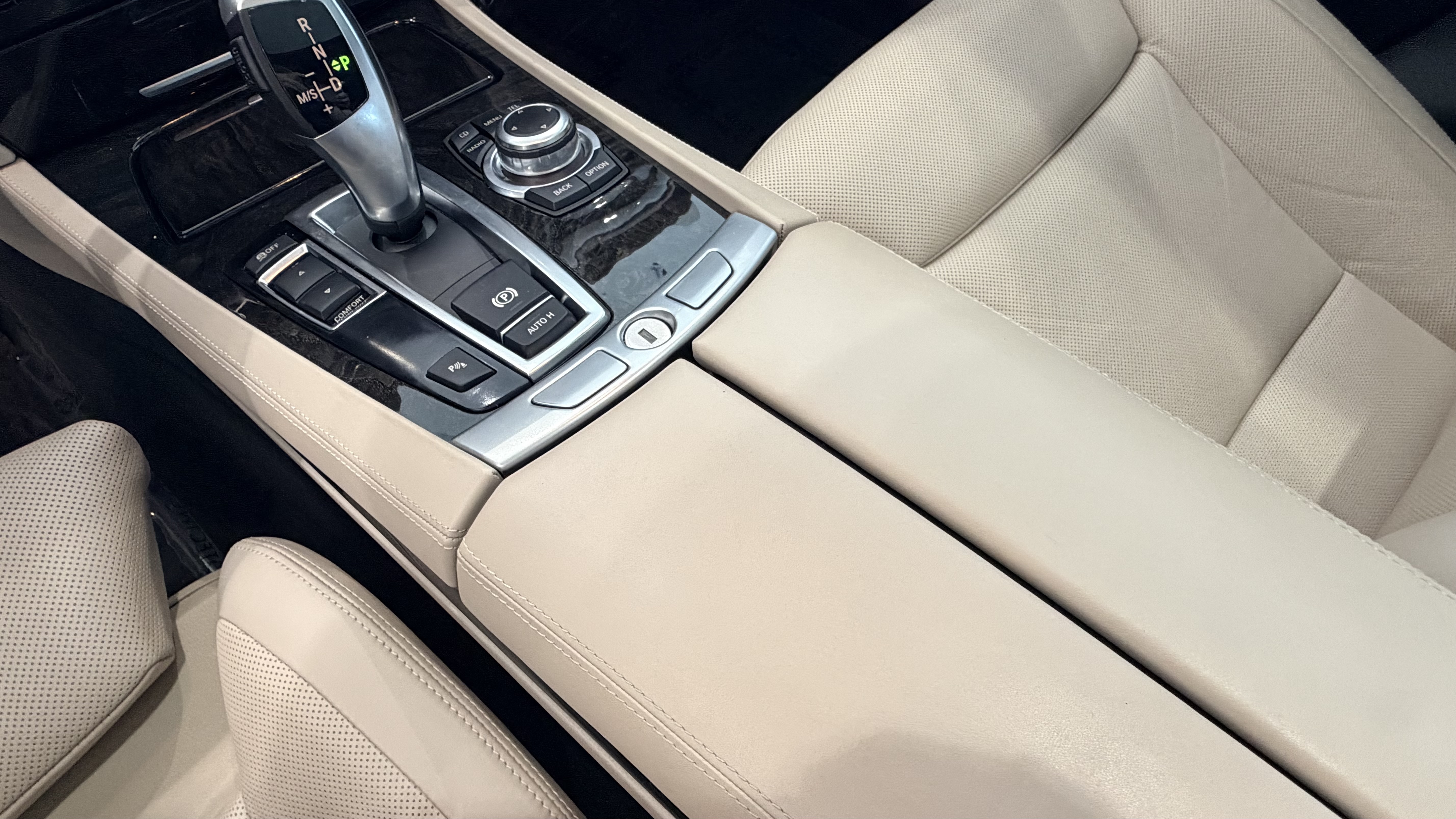 Used 2012 GRAY BMW 750i image 69