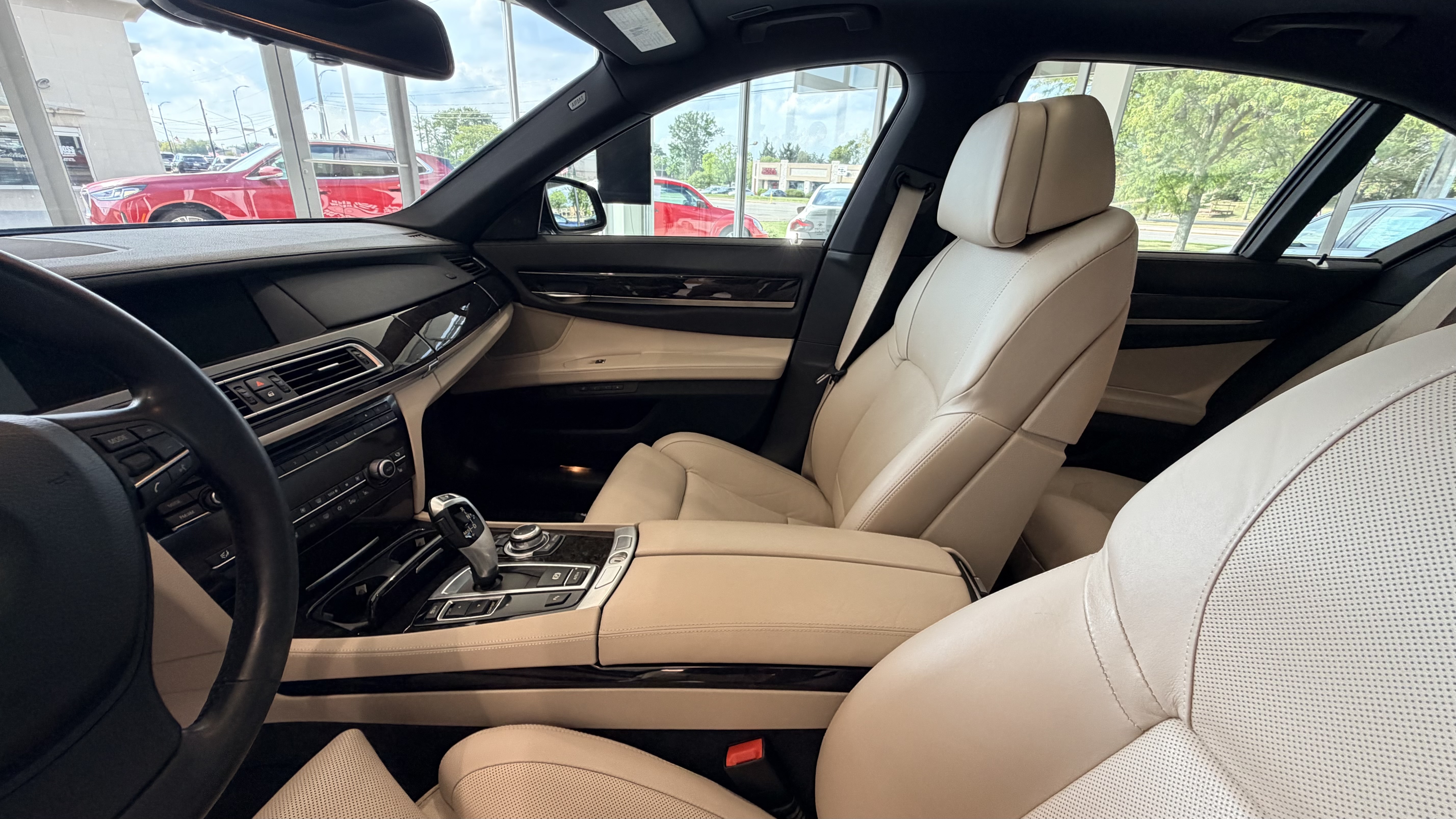 Used 2012 GRAY BMW 750i image 42