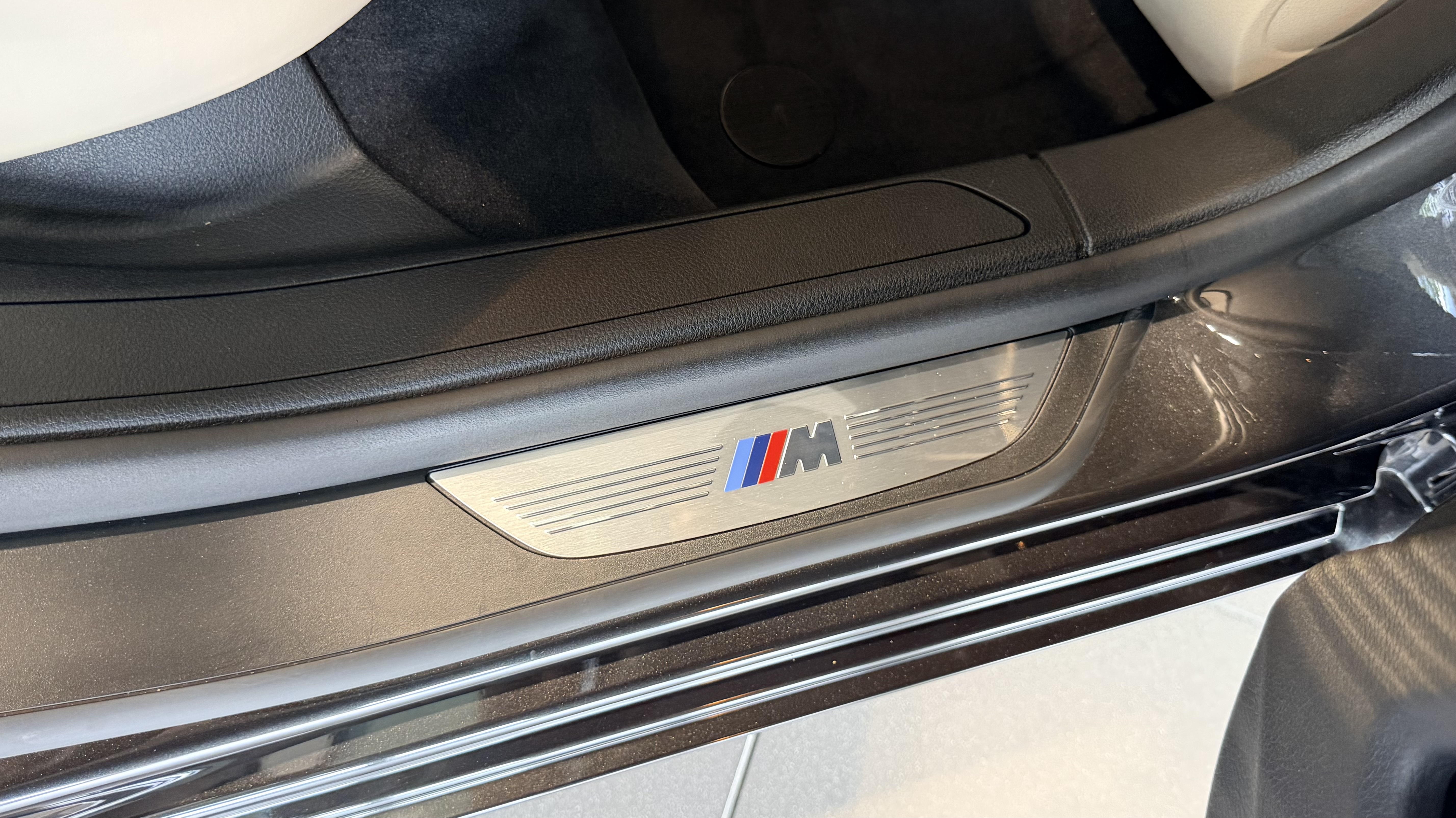 Used 2012 GRAY BMW 750i image 101