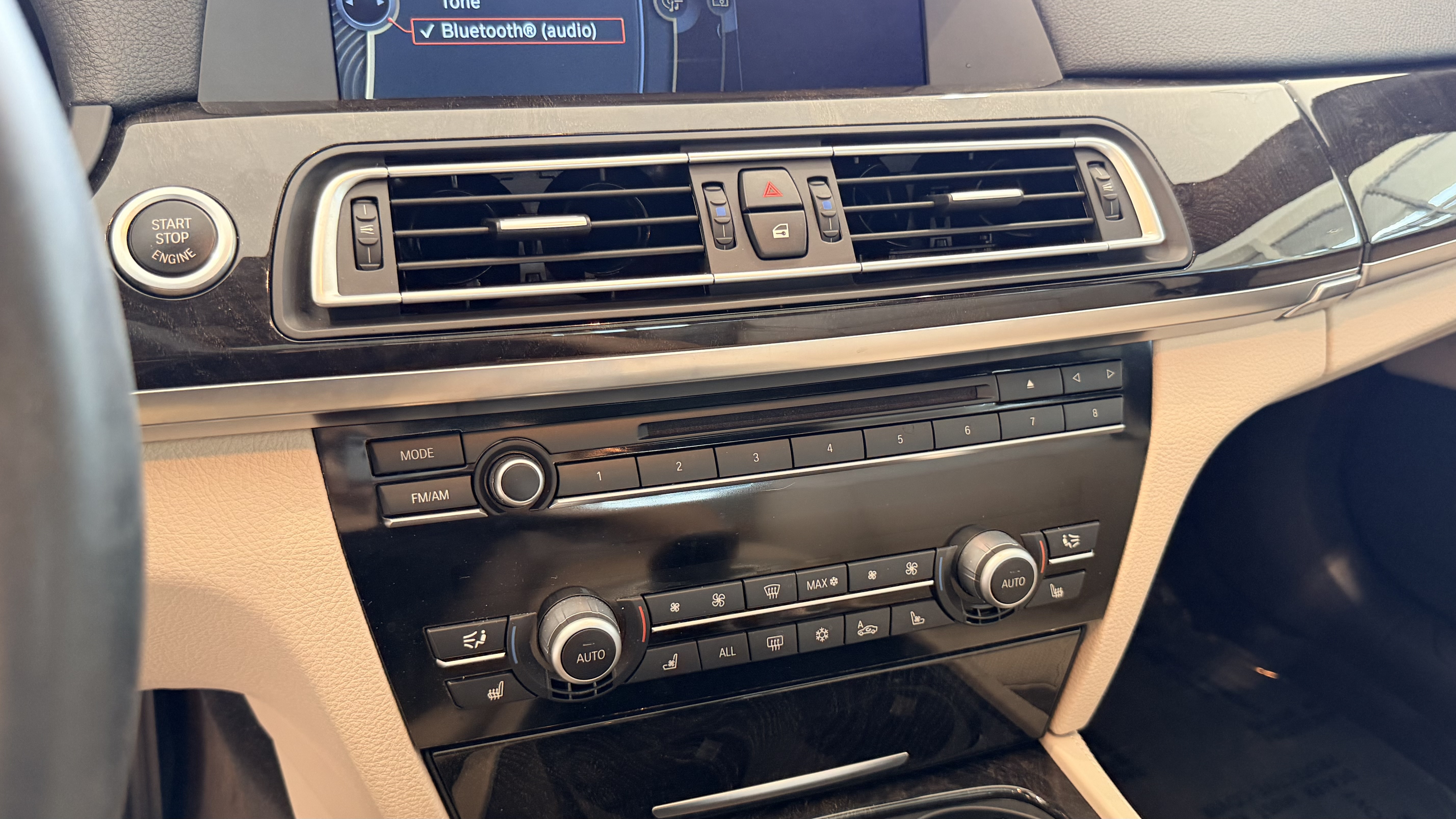 Used 2012 GRAY BMW 750i image 61
