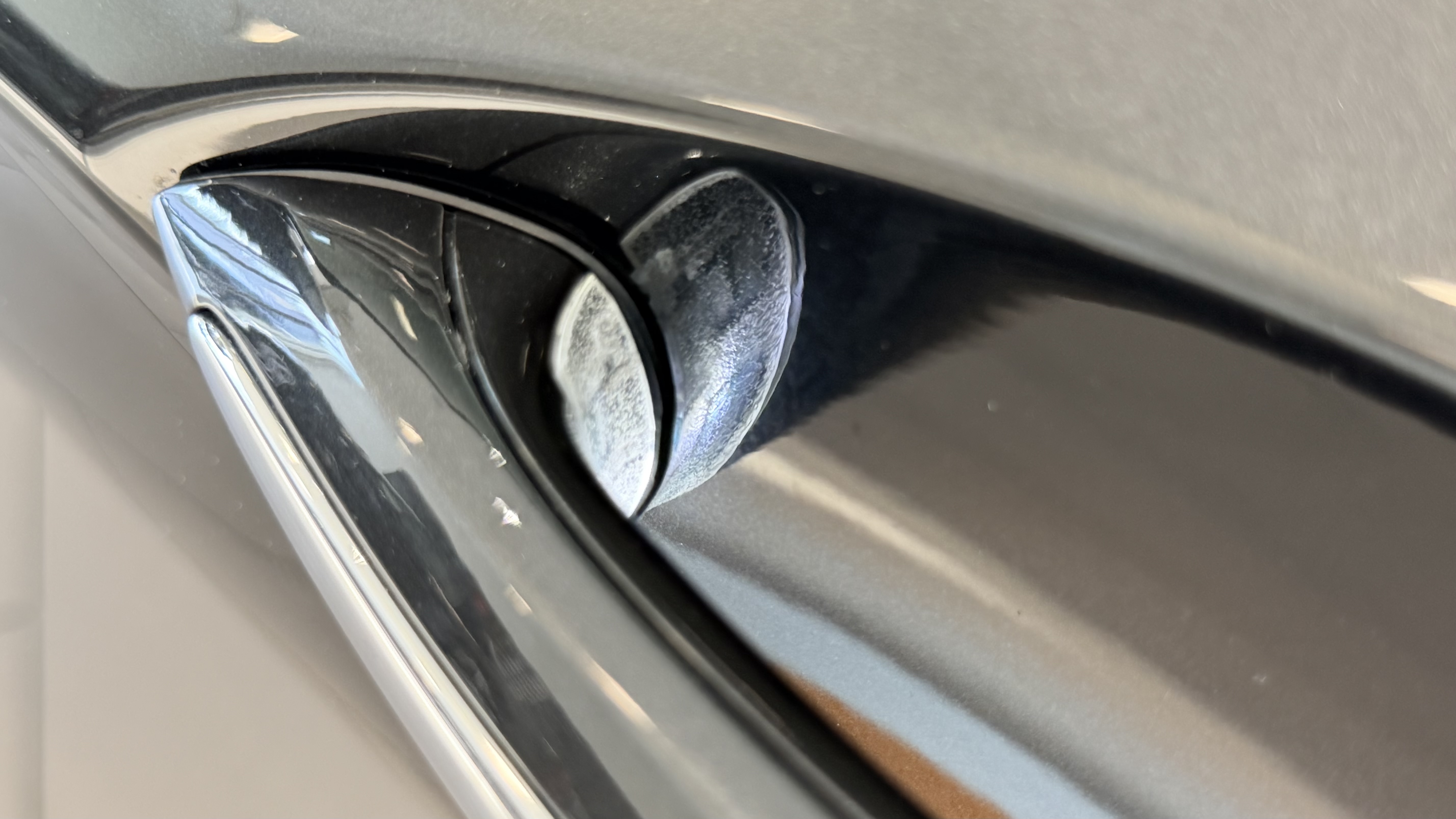 Used 2012 GRAY BMW 750i image 19