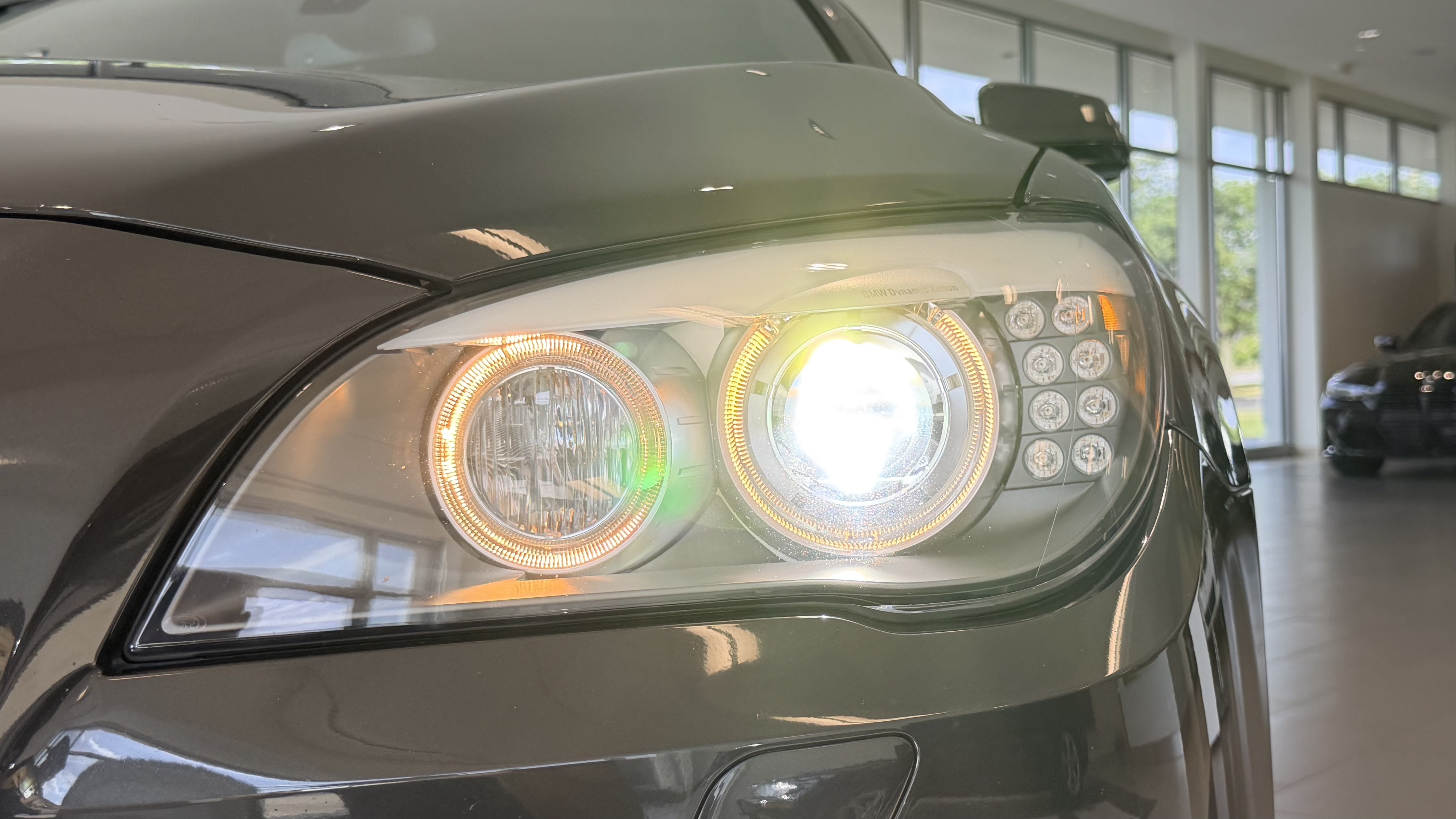 Used 2012 GRAY BMW 750i image 6